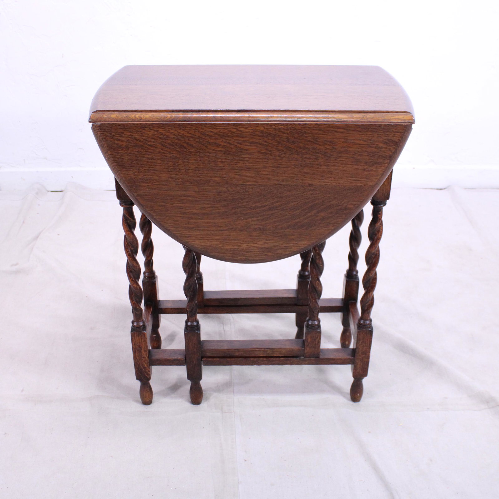 Small Oak Barley Twist Drop Leaf Table: Small Oak Barley Twist Drop Leaf Table - 29 in tall x 37 x 25