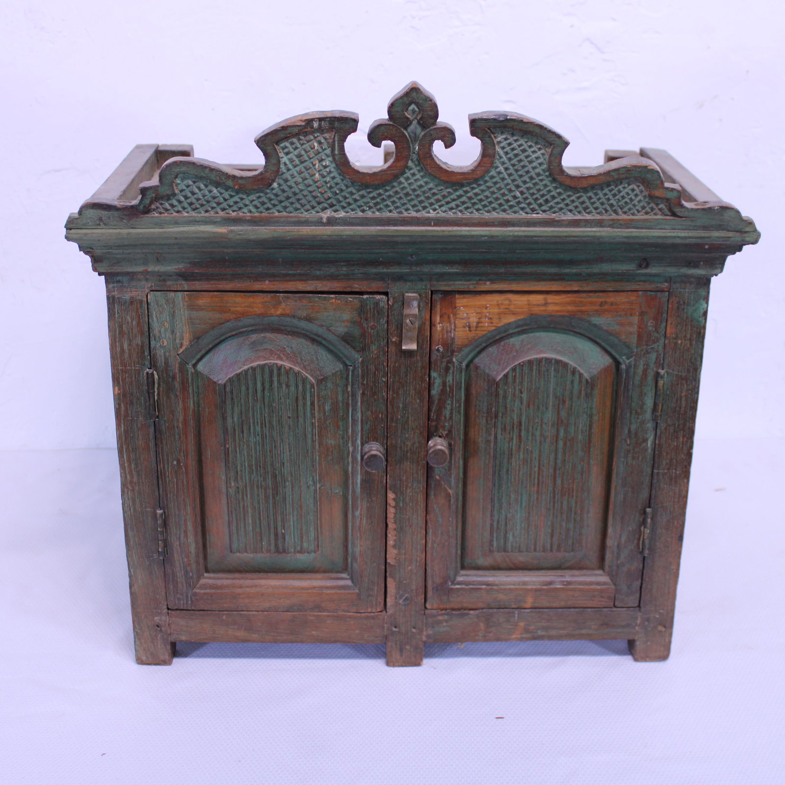 Painted Carved Wall Cupboard: Painted Carved Wall Cupboard - 20 in tall x 21 x 14