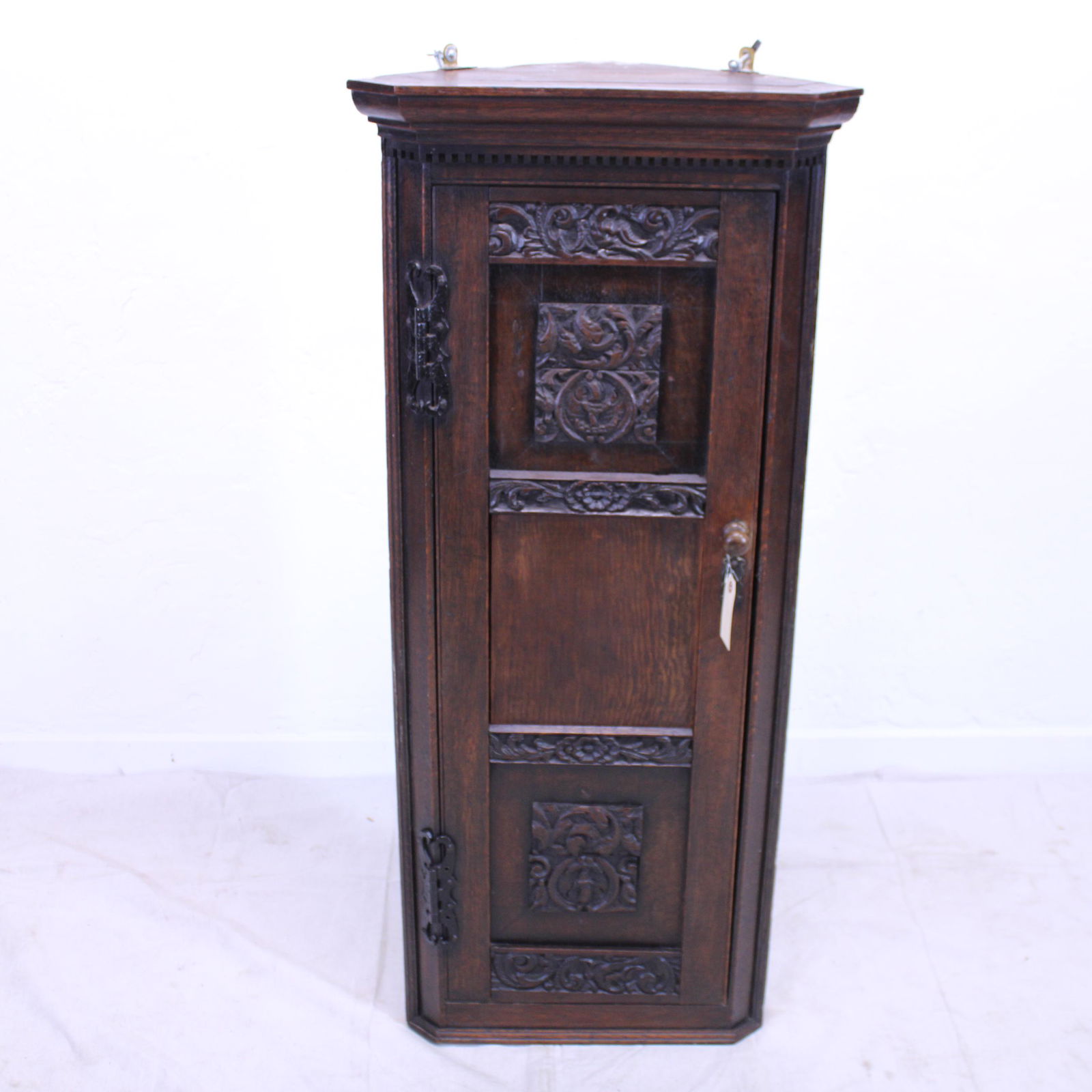 Hanging Carved Corner Cabinet (1 of 6)