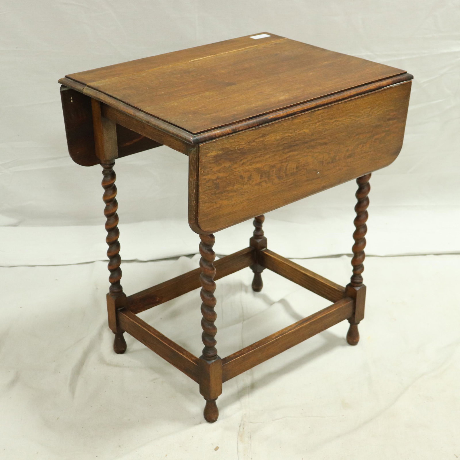 British Oak Drop Leaf Barley Twist Occasional Table: British Oak Drop Leaf Barley Twist Occasional Table - 27 in tall x 35 x 25 when open