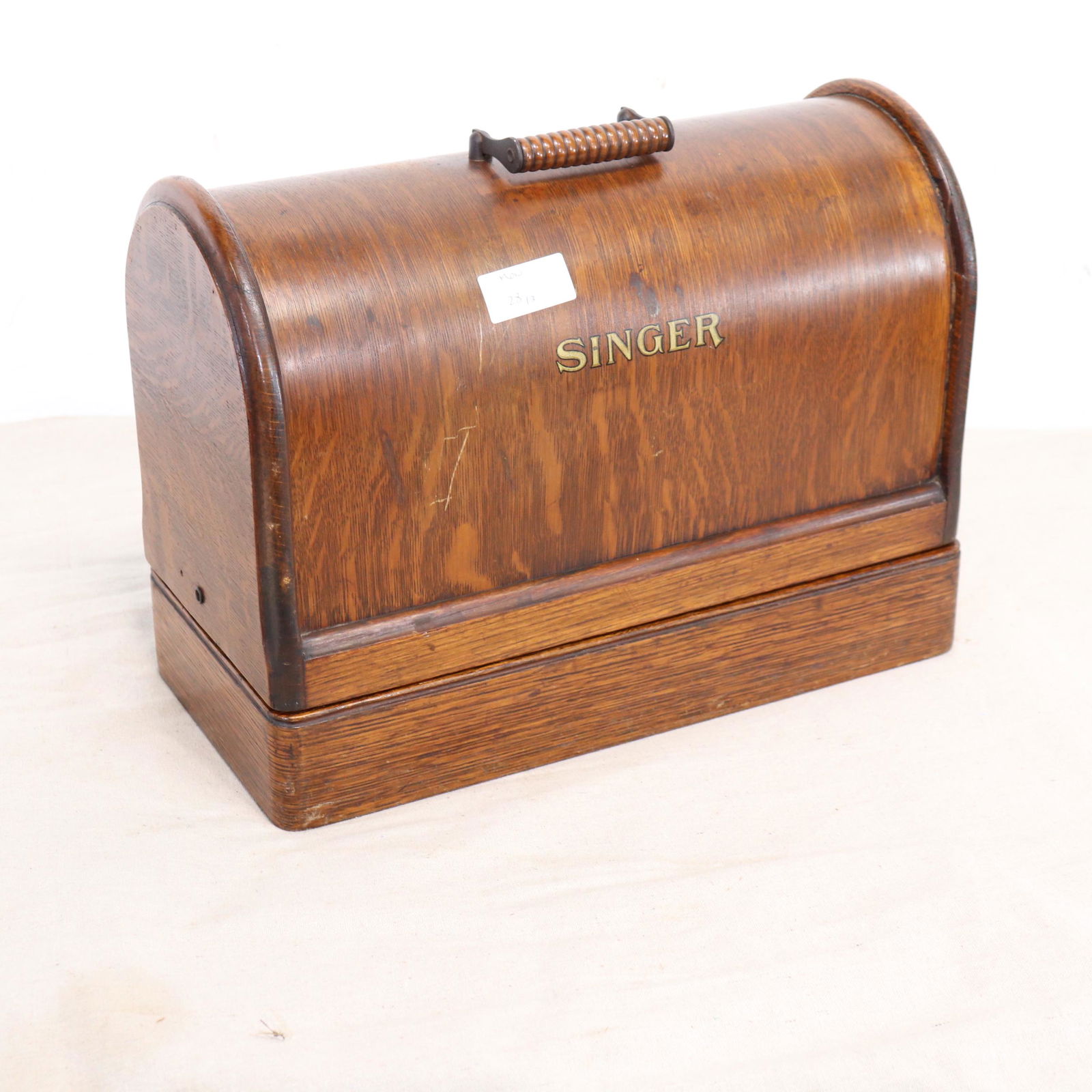 British Singer Sewing Machine in Wood Case #3: British Singer Sewing Machine in Wood Case - 13 in x 18 x 9