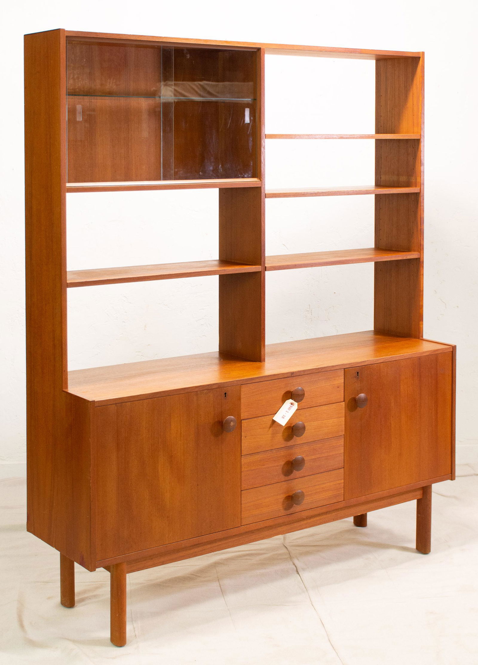 Scandinavian Mid Century Modern Bookshelf / Cabinet (1 of 3)