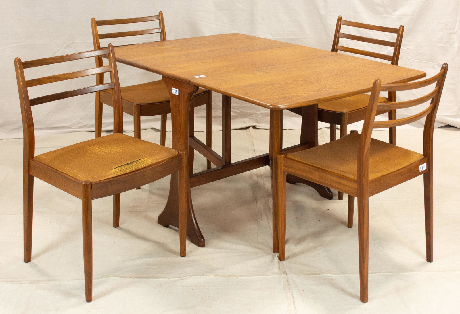 Mid Century Modern Drop Leaf Table & 4 Chairs (1 of 3)