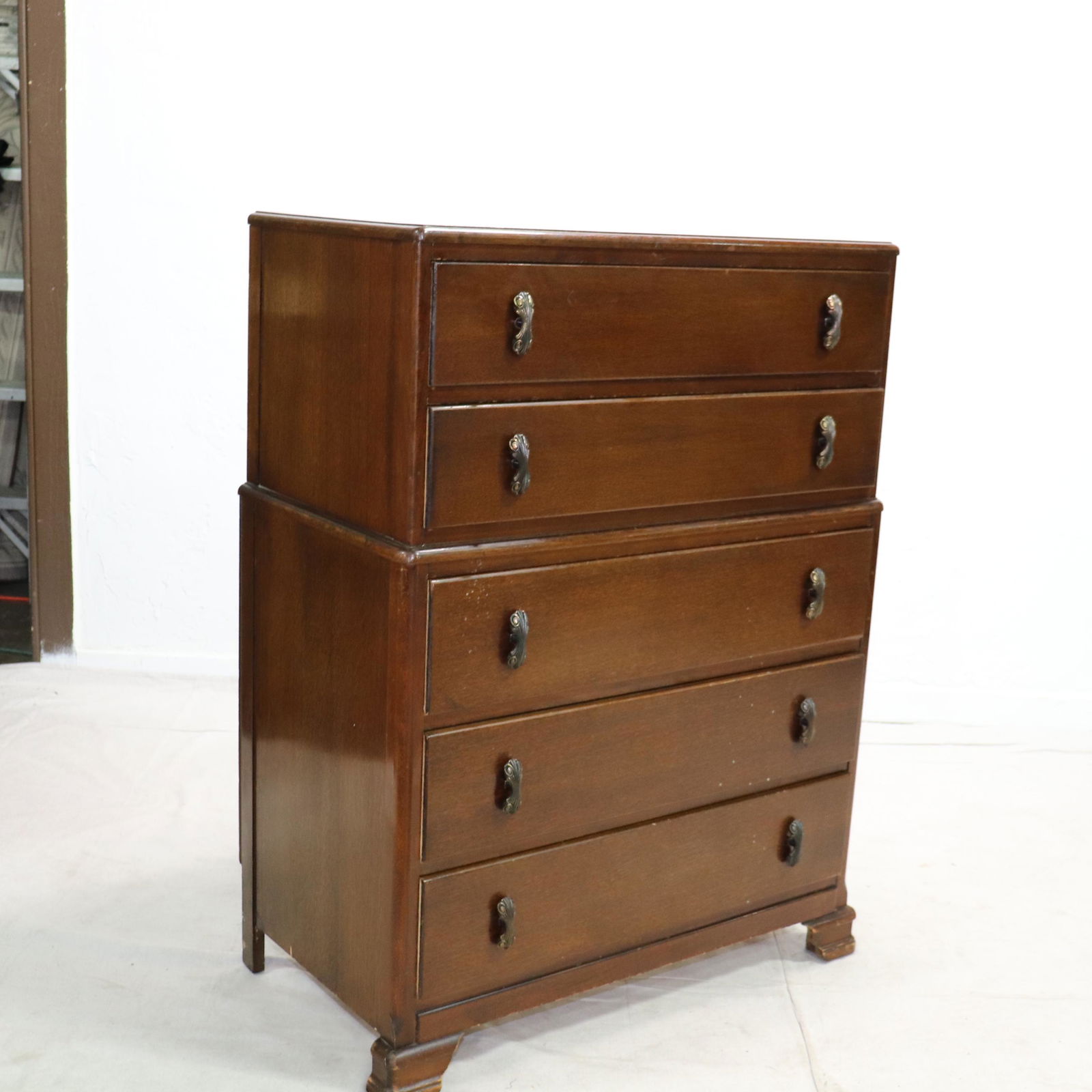 English Oak 5 Drawer Chest (1 of 3)