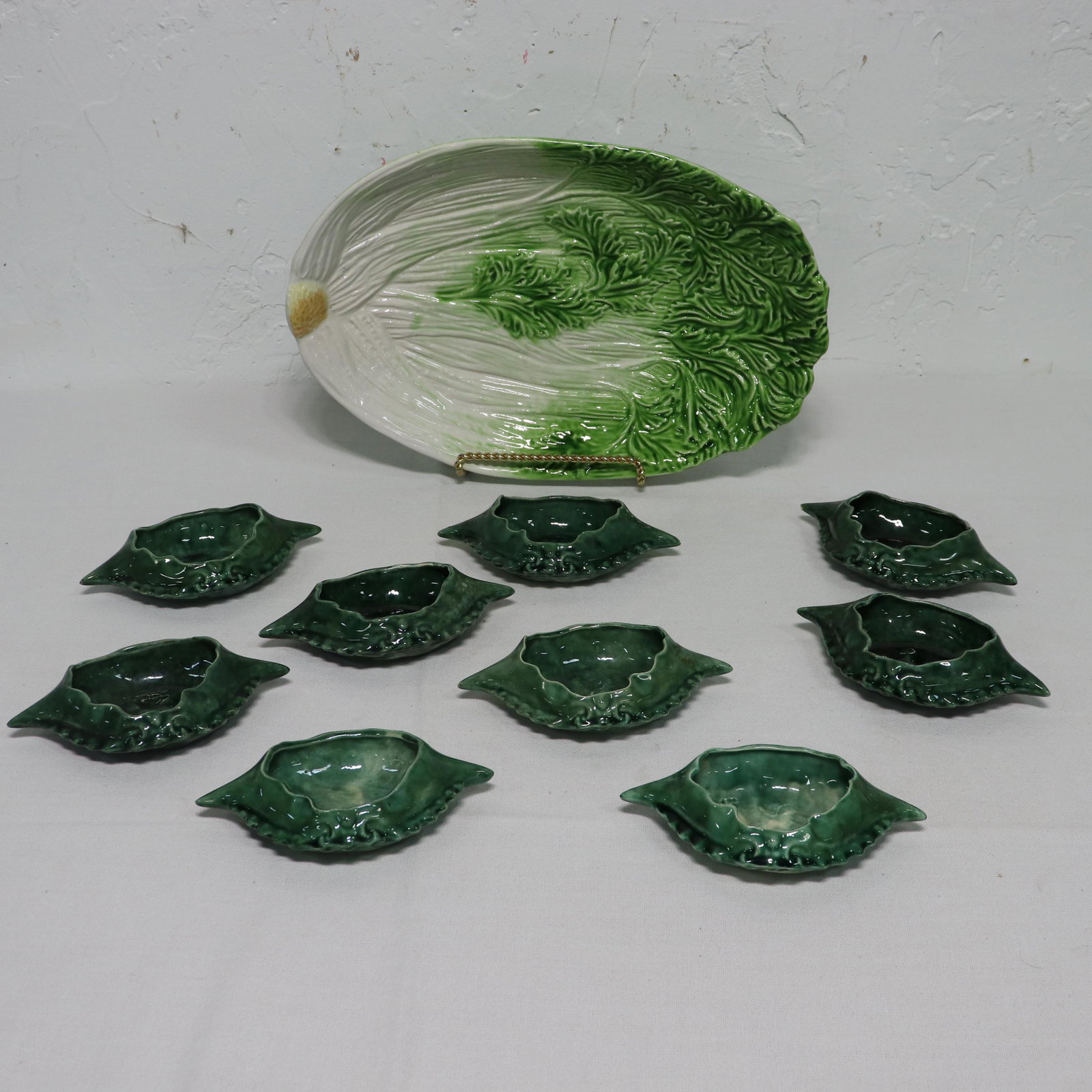 10pcs - French Majolica Dishes & Cabbage Ware Tray (1 of 2)