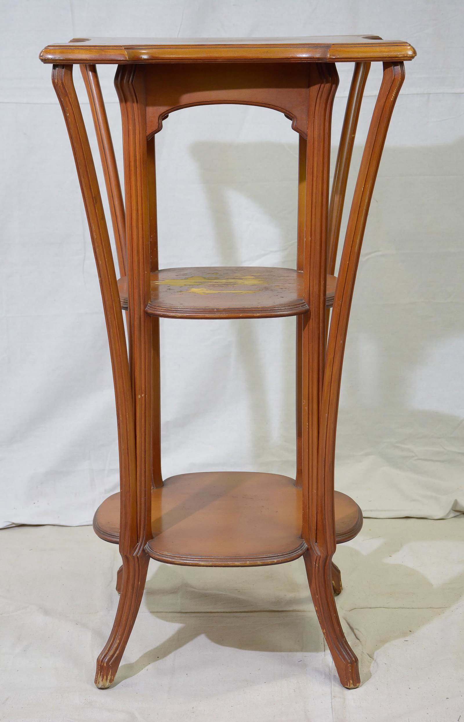 3 Tier Oak Pedestal / Table (1 of 3)