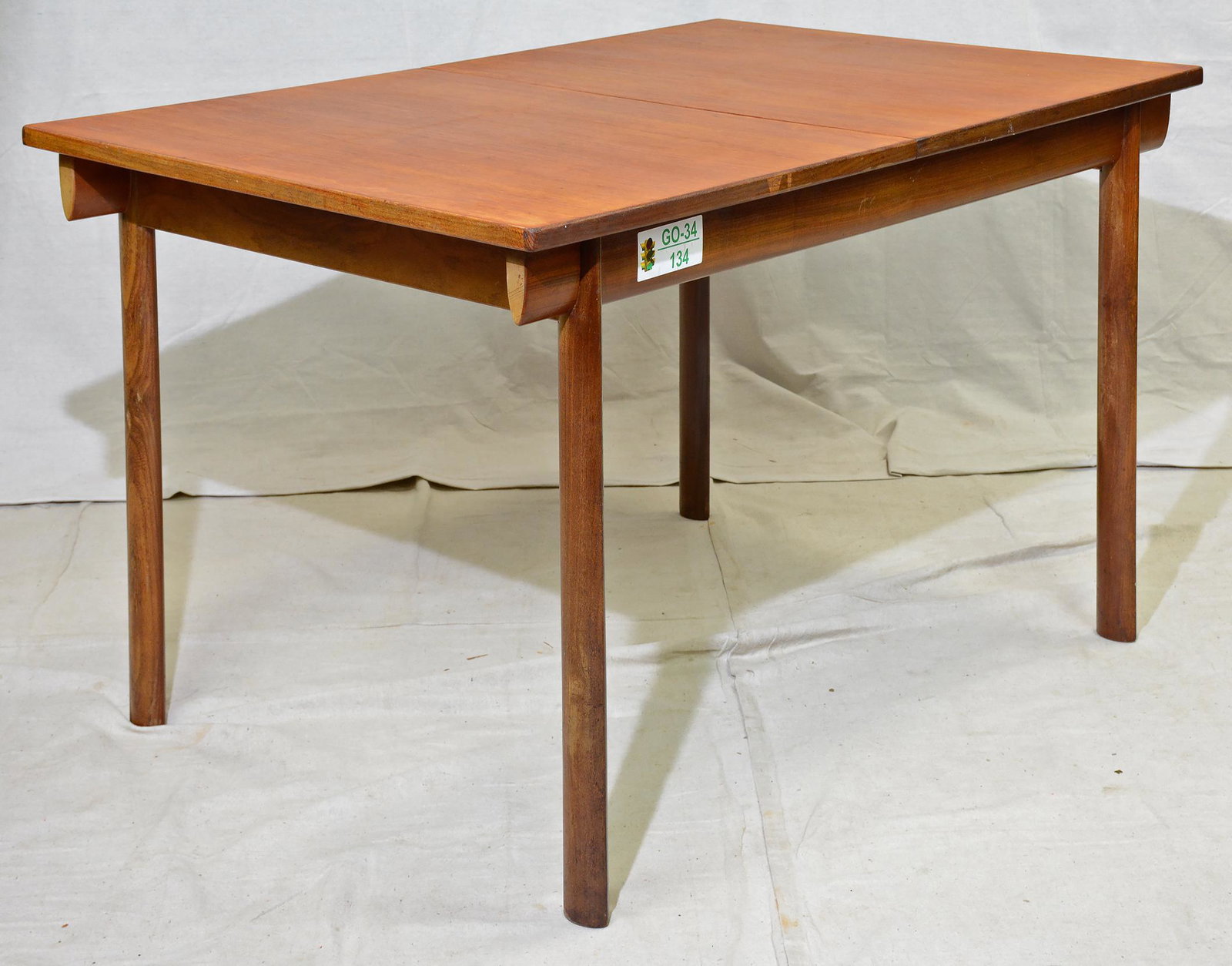 Mid Century Modern Dining Table by White & Newton: Danish Modern Style Dining Table by White & Newton with Pop Up Leaf - 29 in tall x 50 x 33 - leaf is 21 inches