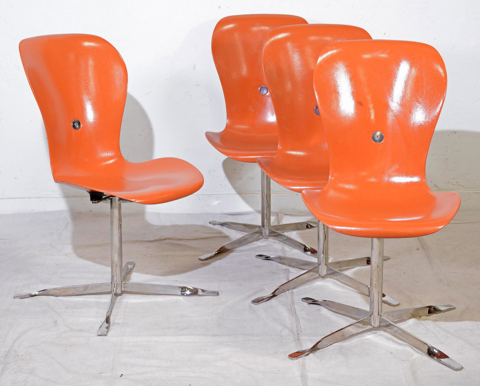 4 American Desk Corporation Gideon Kramer Ion Chairs (1 of 2)