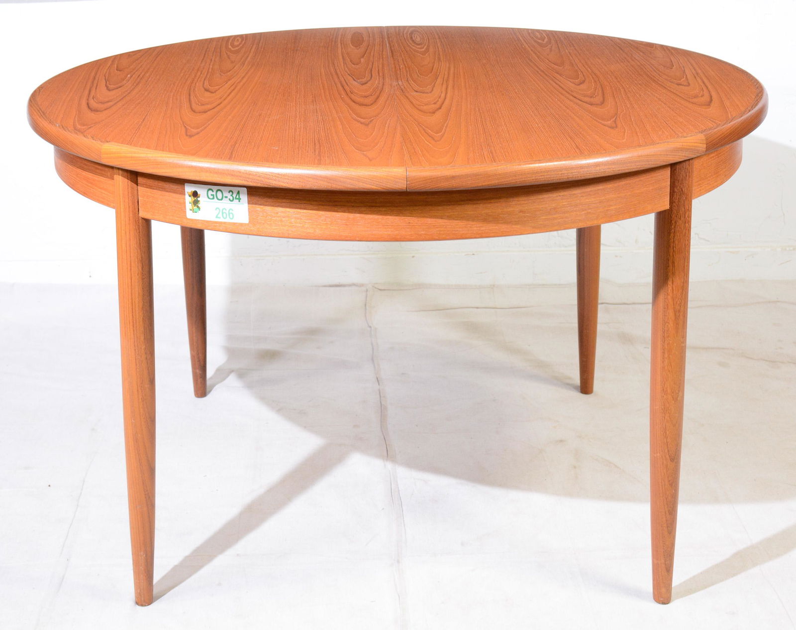 Round Mid Century Modern Teak Dining Table By G-plan (1 of 3)