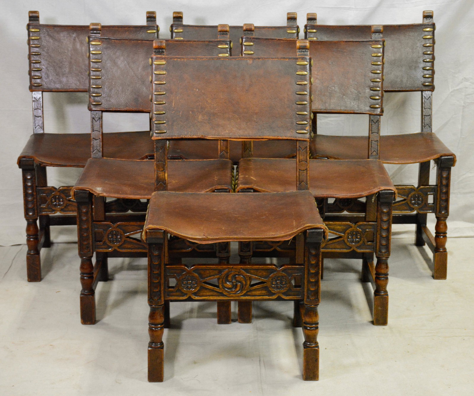 Set Of 6 Tudor Style Carved Leather Chairs (1 of 3)
