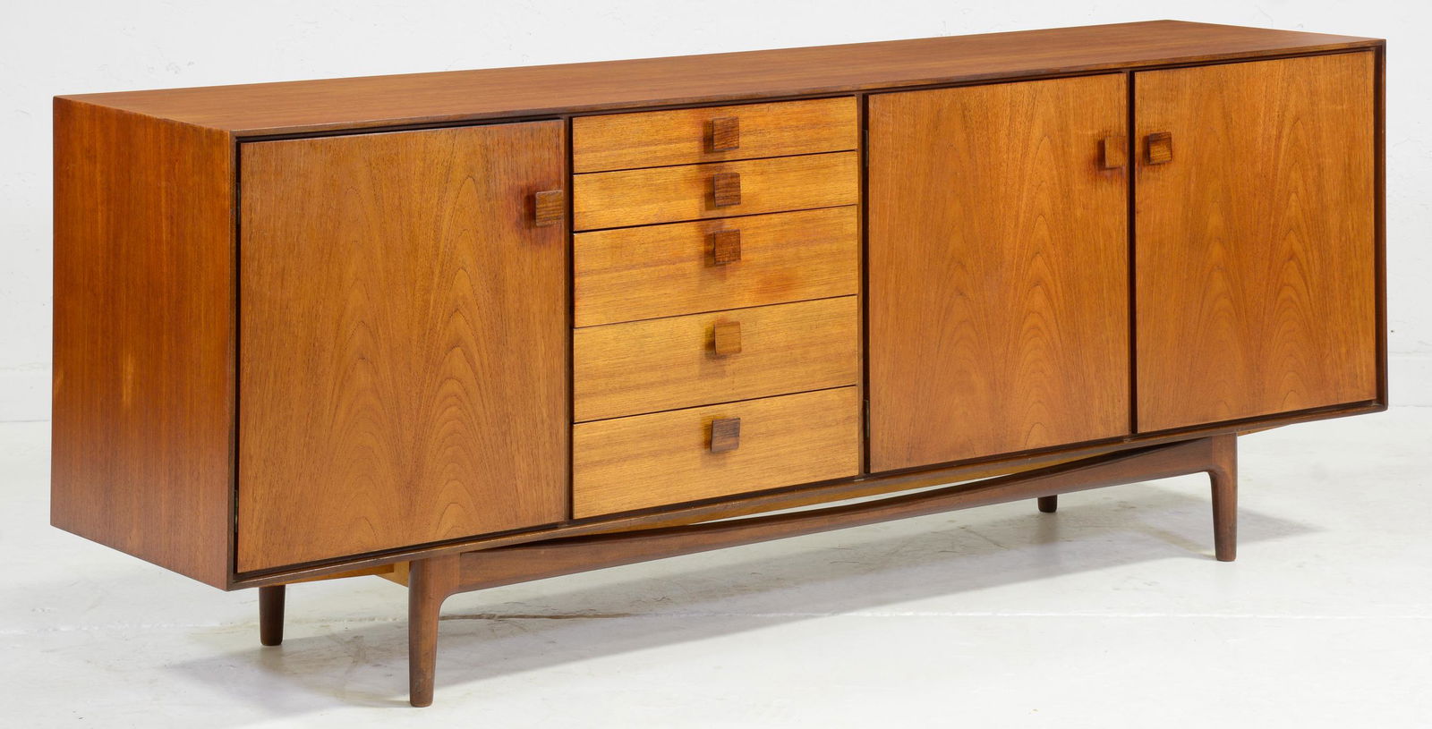 Mid Century Teak Sideboard - Kofed Larsen for Gplan (1 of 9)