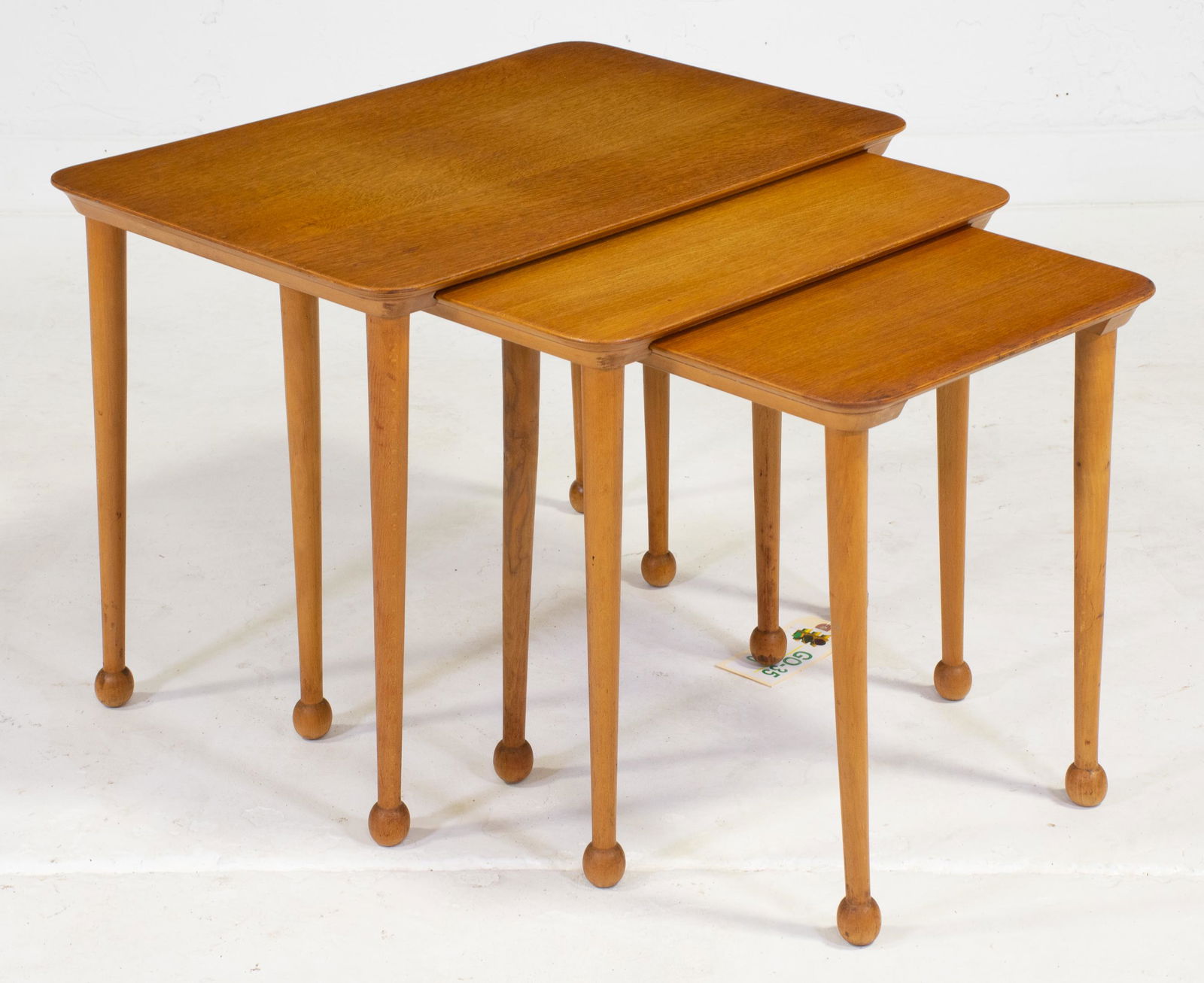 Mid Century Modern Nest of 3 Tables (1 of 4)