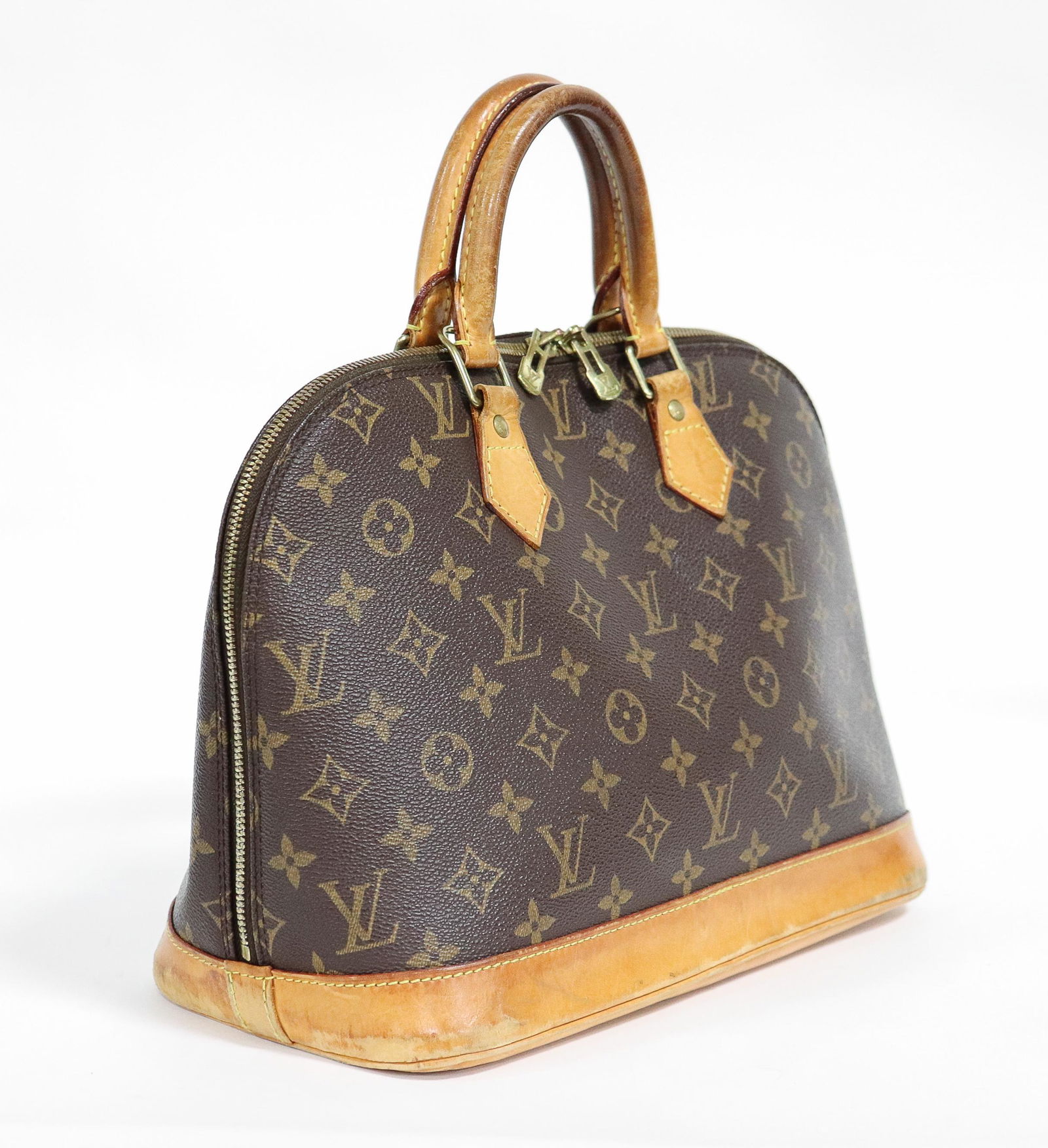 Louis Vuitton Alma PM in Monogram Canvas (1 of 4)