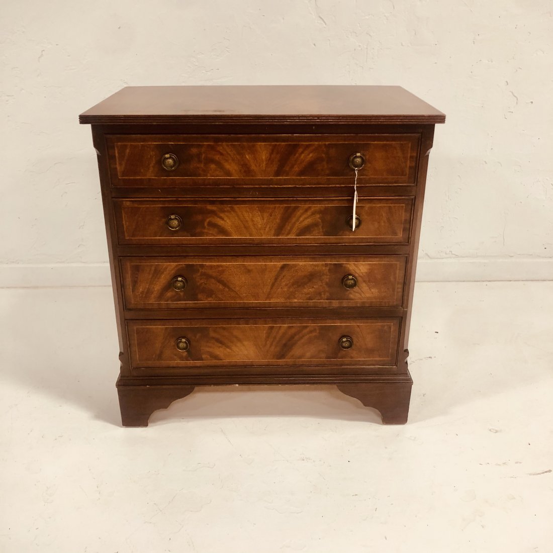 Small 4 Drawer Mahogany Chest (1 of 3)