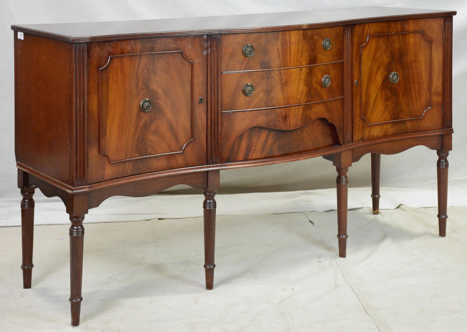 Mahogany Serpentine Sideboard / Server (1 of 4)
