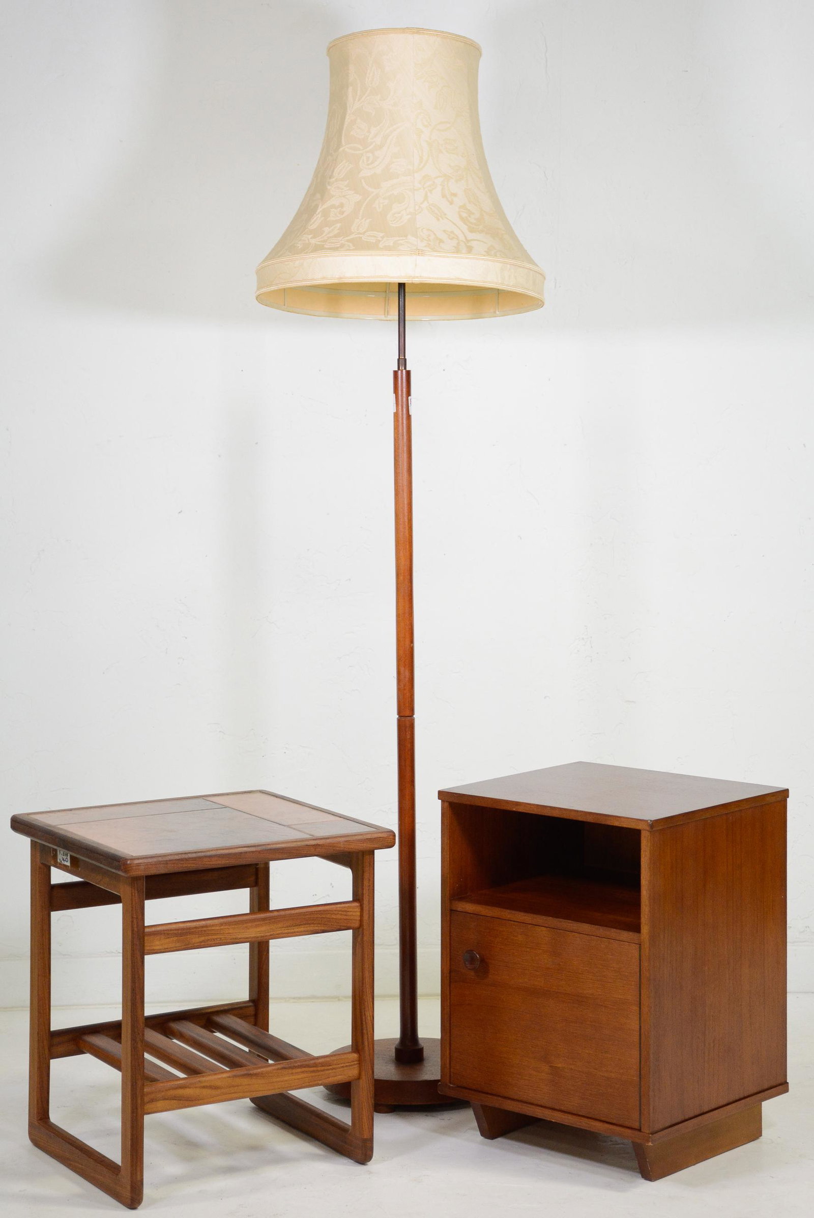 Mid Century Modern Lamp, Table, Small Cabinet (1 of 4)