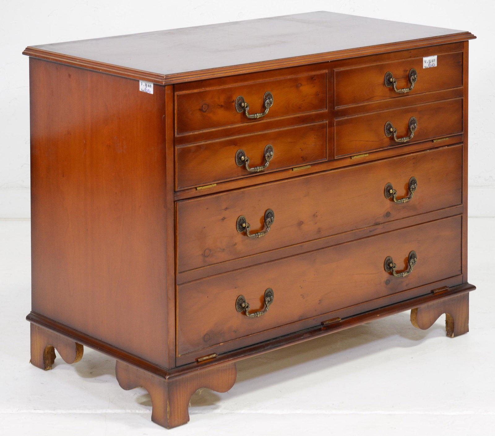 British Walnut Lift Top Chest (1 of 3)