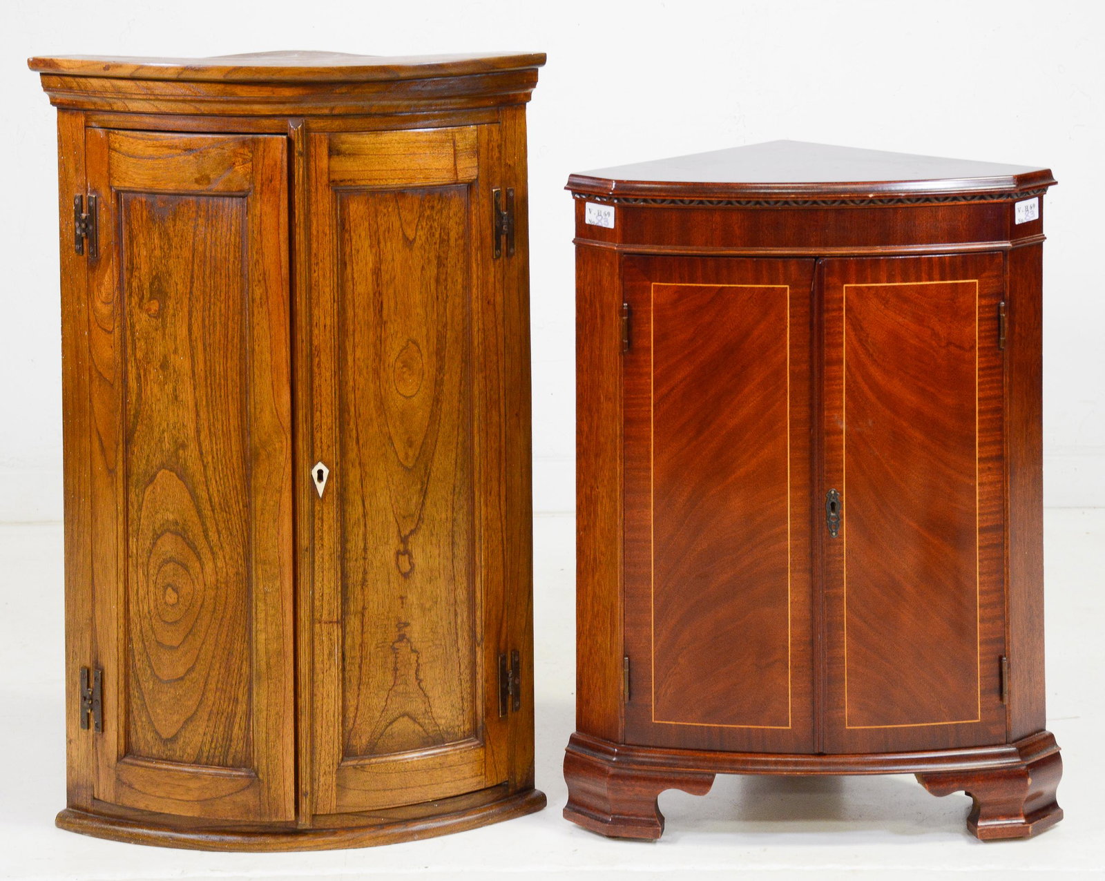 2 Oak / Mahogany Corner Cabinets (1 of 2)