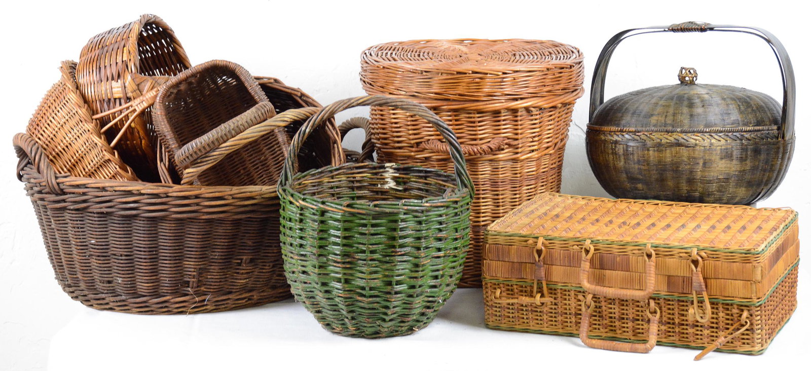 9 Vintage Woven Wicker Baskets (1 of 3)