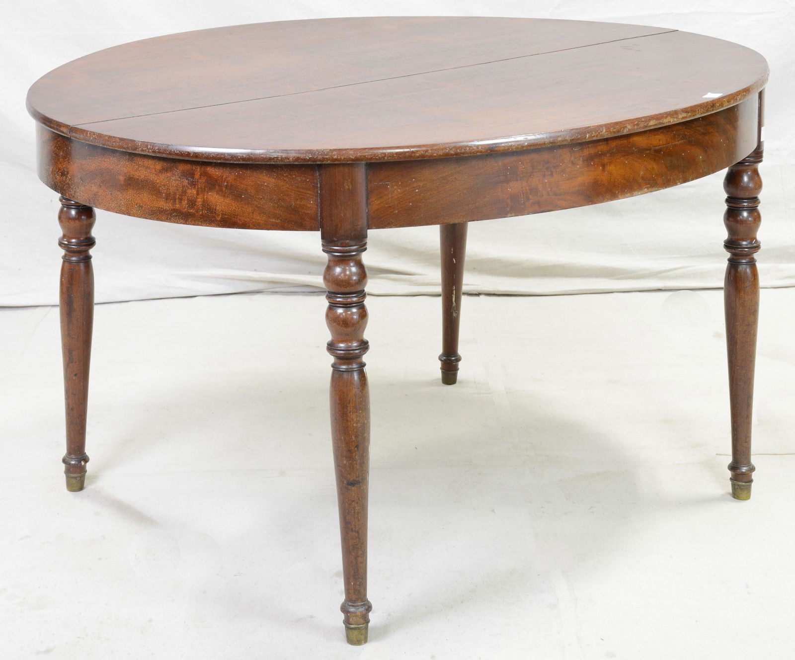 Oval Mahogany Dining / Writing Table With Turned Legs (1 of 4)