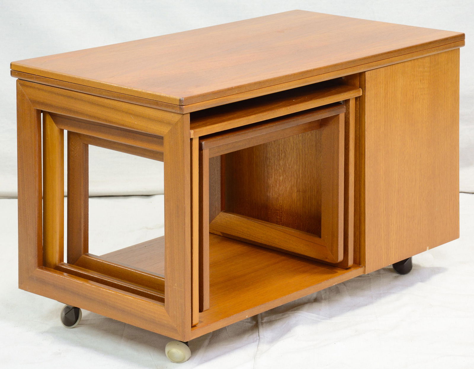 Mid Century Modern Nest / Coffee Table - McIntosh (1 of 6)