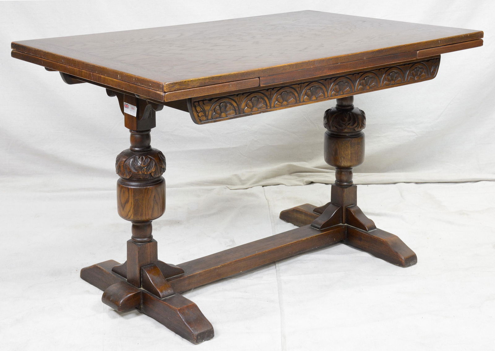 British Carved Oak Draw Leaf Table (1 of 3)