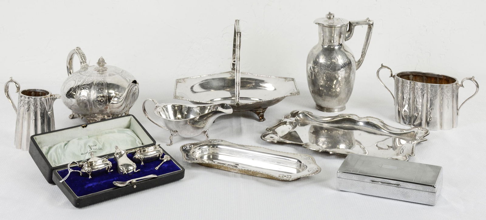 10pcs Assorted Silverplate - Tea Pots, Trays, Etc. (1 of 6)