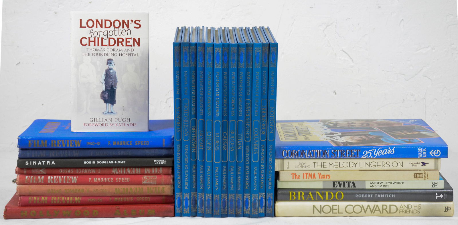 28 Volumes Assorted English Books (1 of 6)