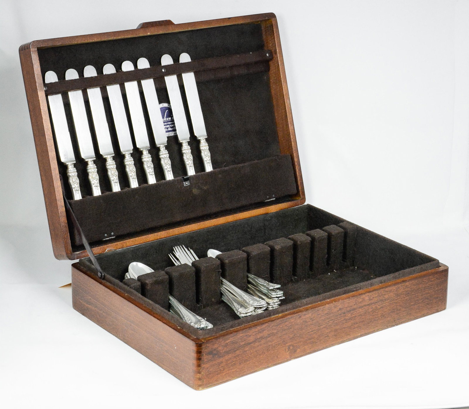 31pcs Wallace Sterling Flatware - Rose Pattern (1 of 5)