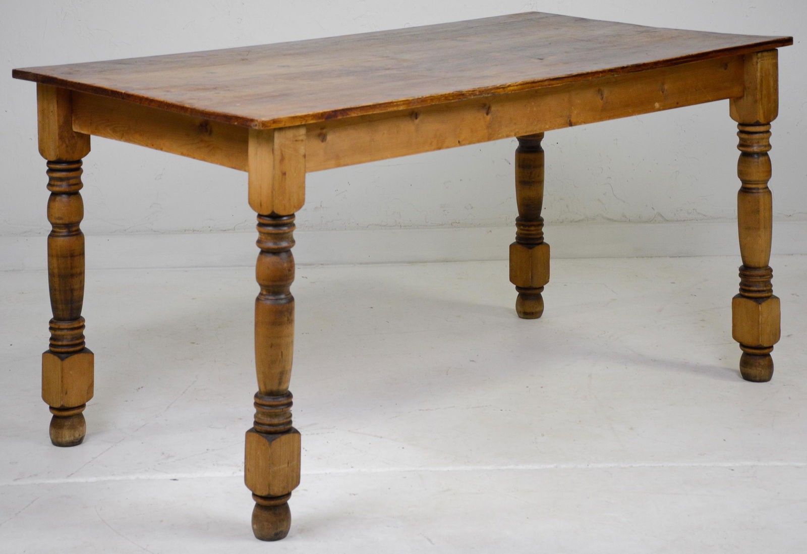 English Pine Farm Table With Turned Legs (1 of 5)
