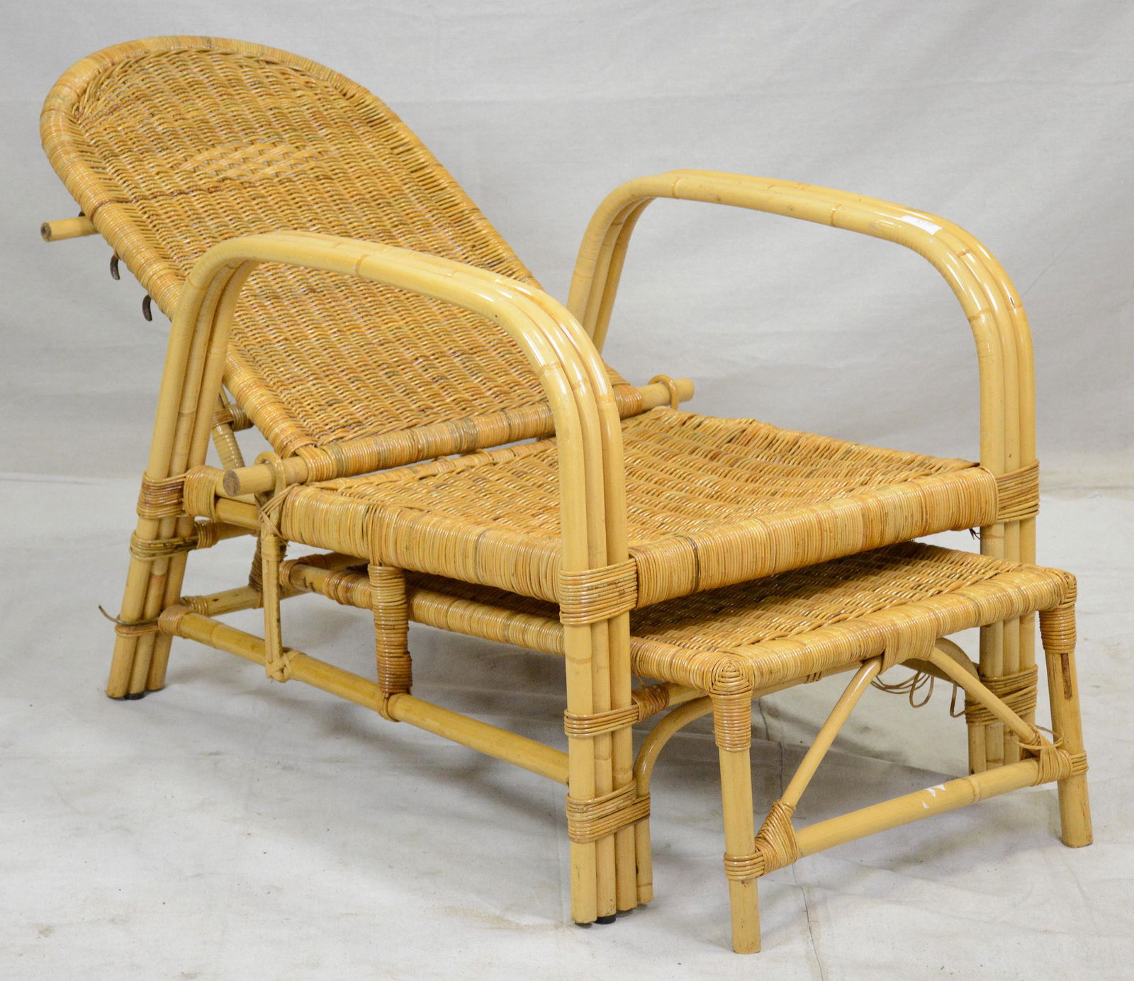 Mid Century / Tiki / Ficks Reed Style Bamboo Recliner: Mid Century / Tiki / Ficks Reed Style Bamboo Recliner