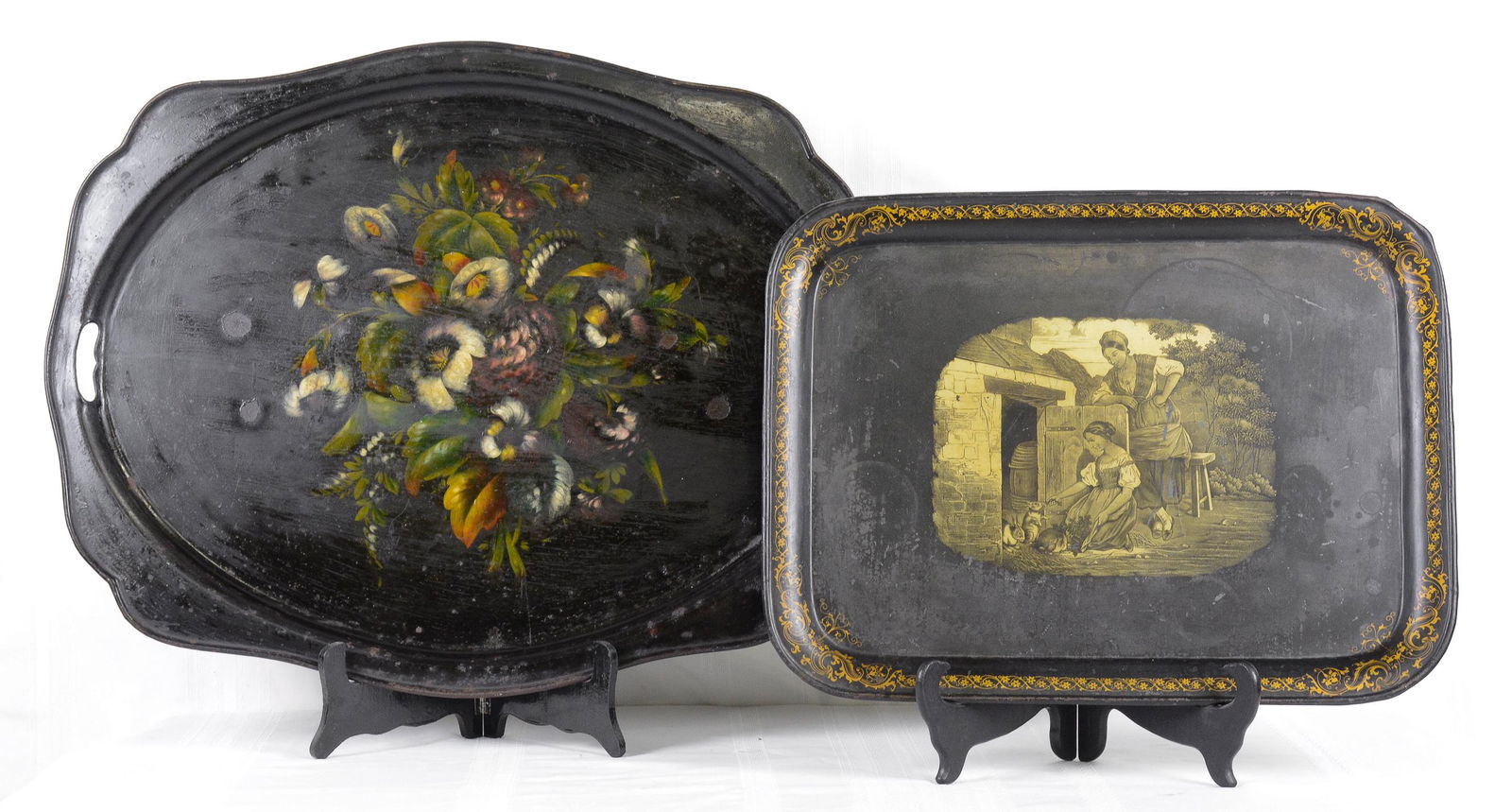 2 Vintage Tole Trays (1 of 4)