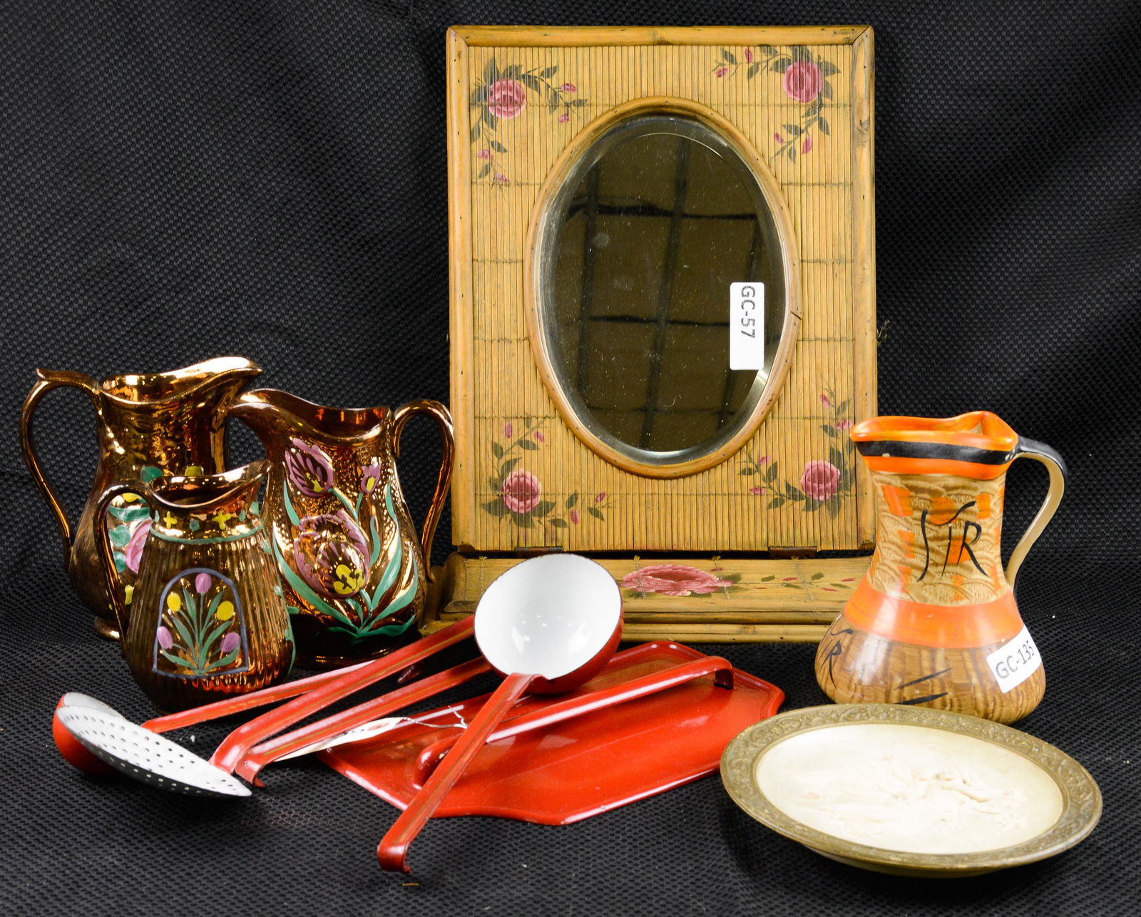 11pcs Assorted Pitchers, Kitchen Ware, Plates, Etc. (1 of 4)