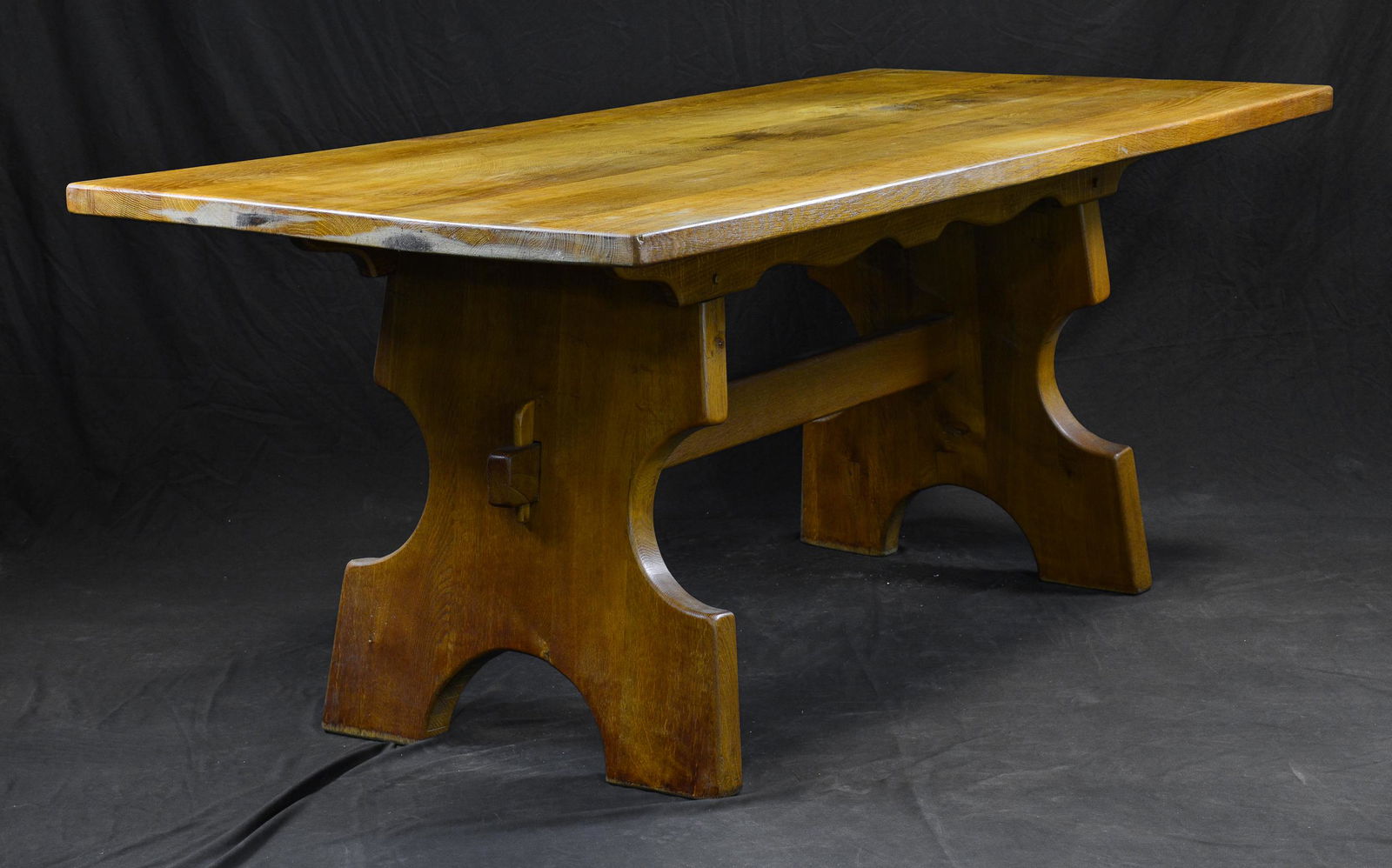 European Ranch Oak Style Trestle Base Dining Table (1 of 4)
