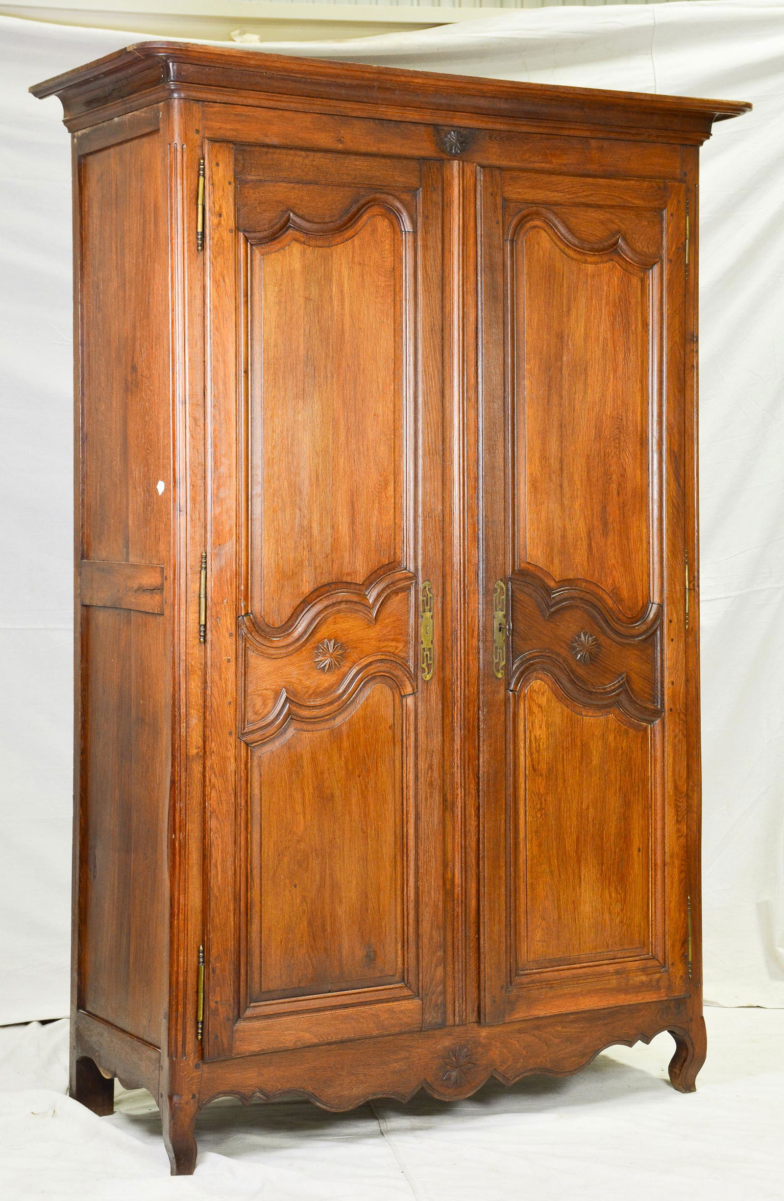 Large Double Door Louis XV Style Armoire / Robe (1 of 5)