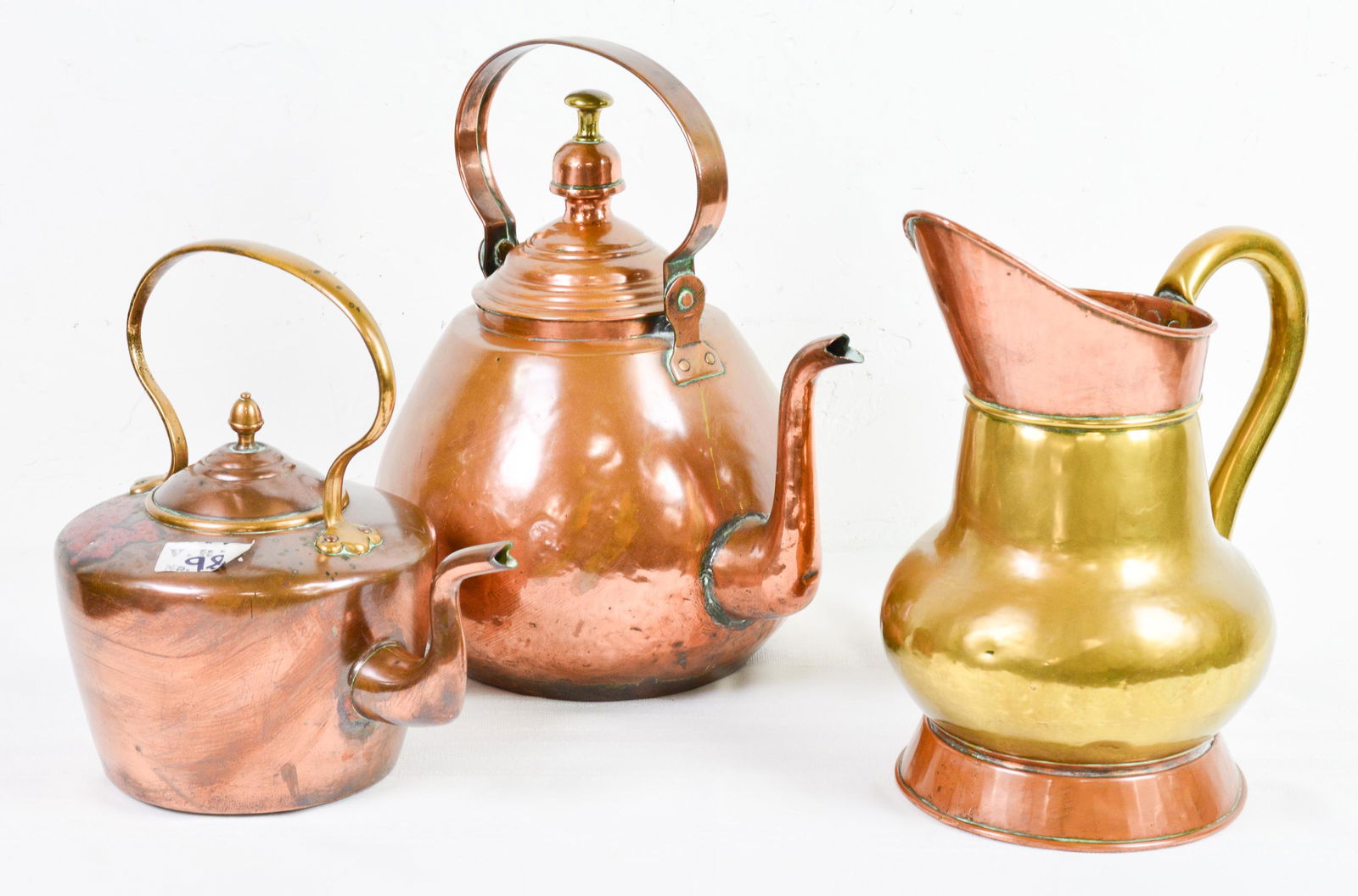 2 British Copper Kettles & Brass / Copper Jug (1 of 2)