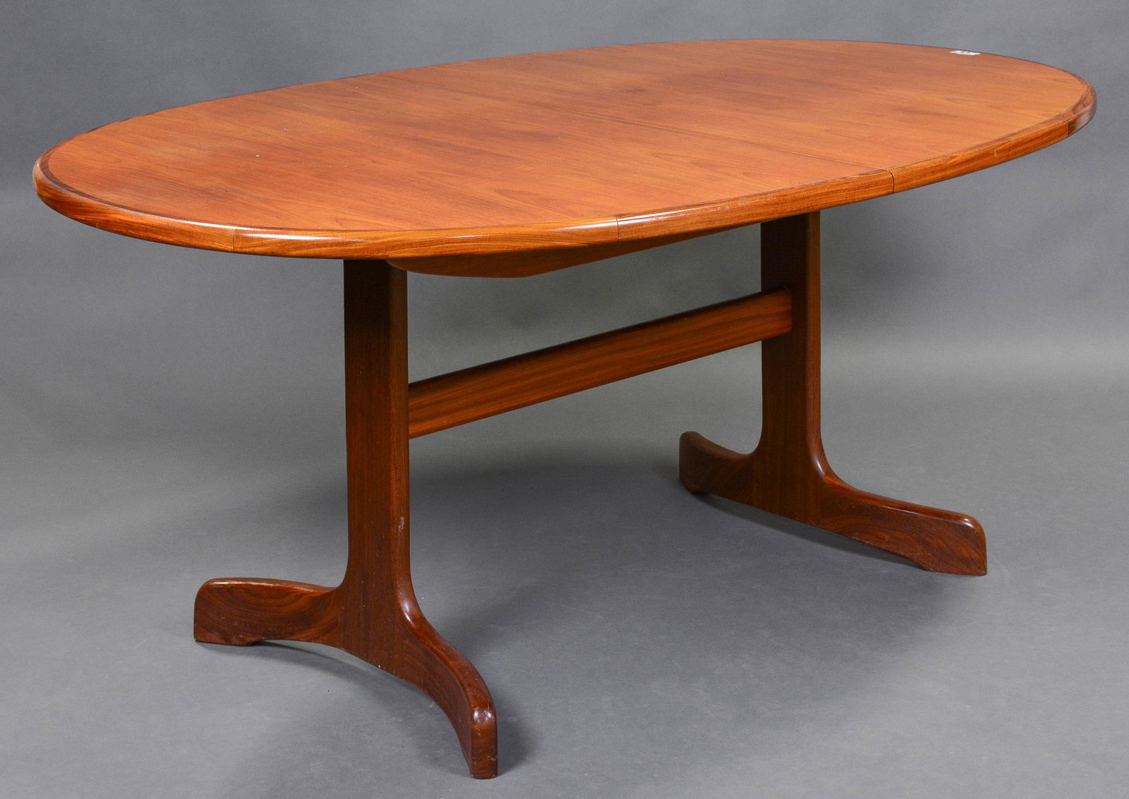 Oval Mid Century Modern Teak Dining Table By G-plan (1 of 4)