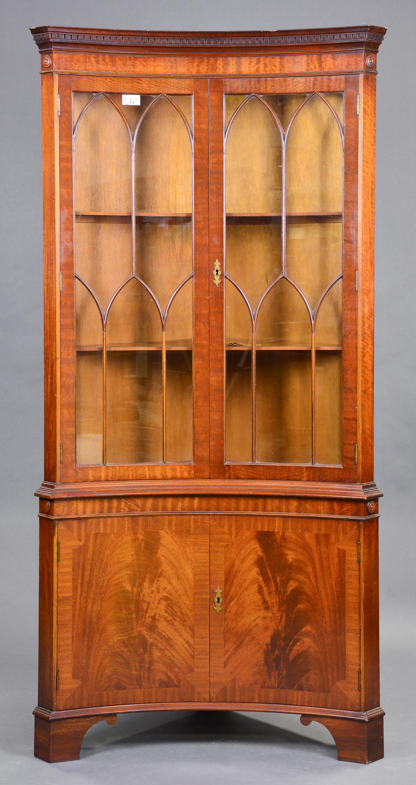 British Concave Front Mahogany Corner Cabinet (1 of 4)
