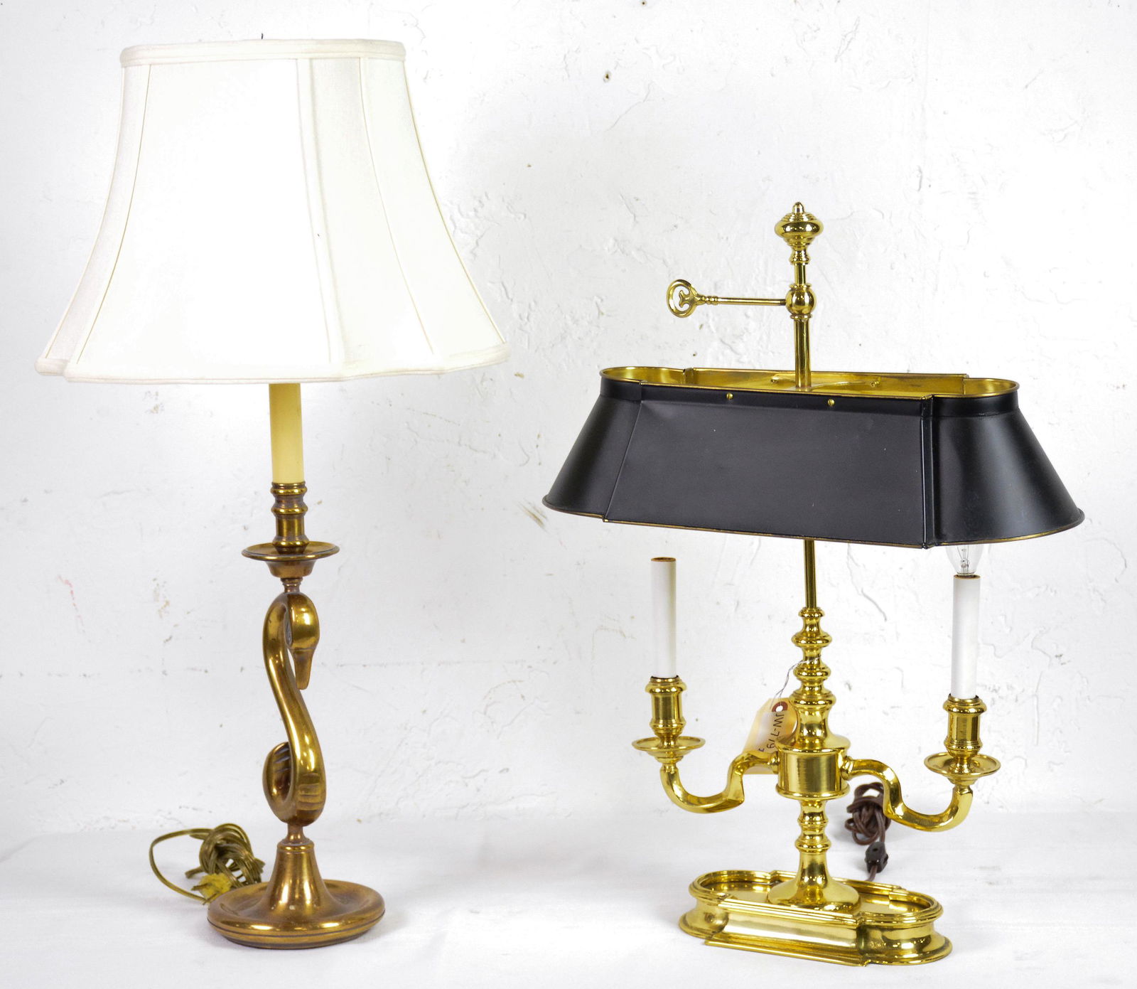 2 Brass Table Lamps (1 of 4)