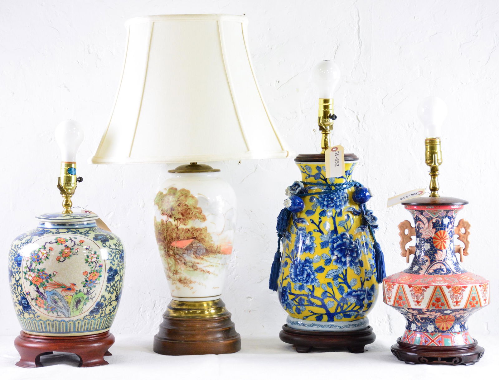 4 Ceramic Lamps - Some Asian Motif (1 of 4)