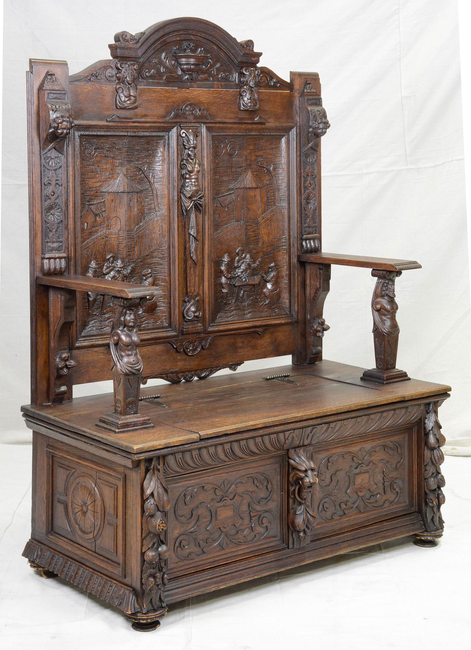 Carved Renaissance Revival 19th Century Hall Bench (1 of 8)