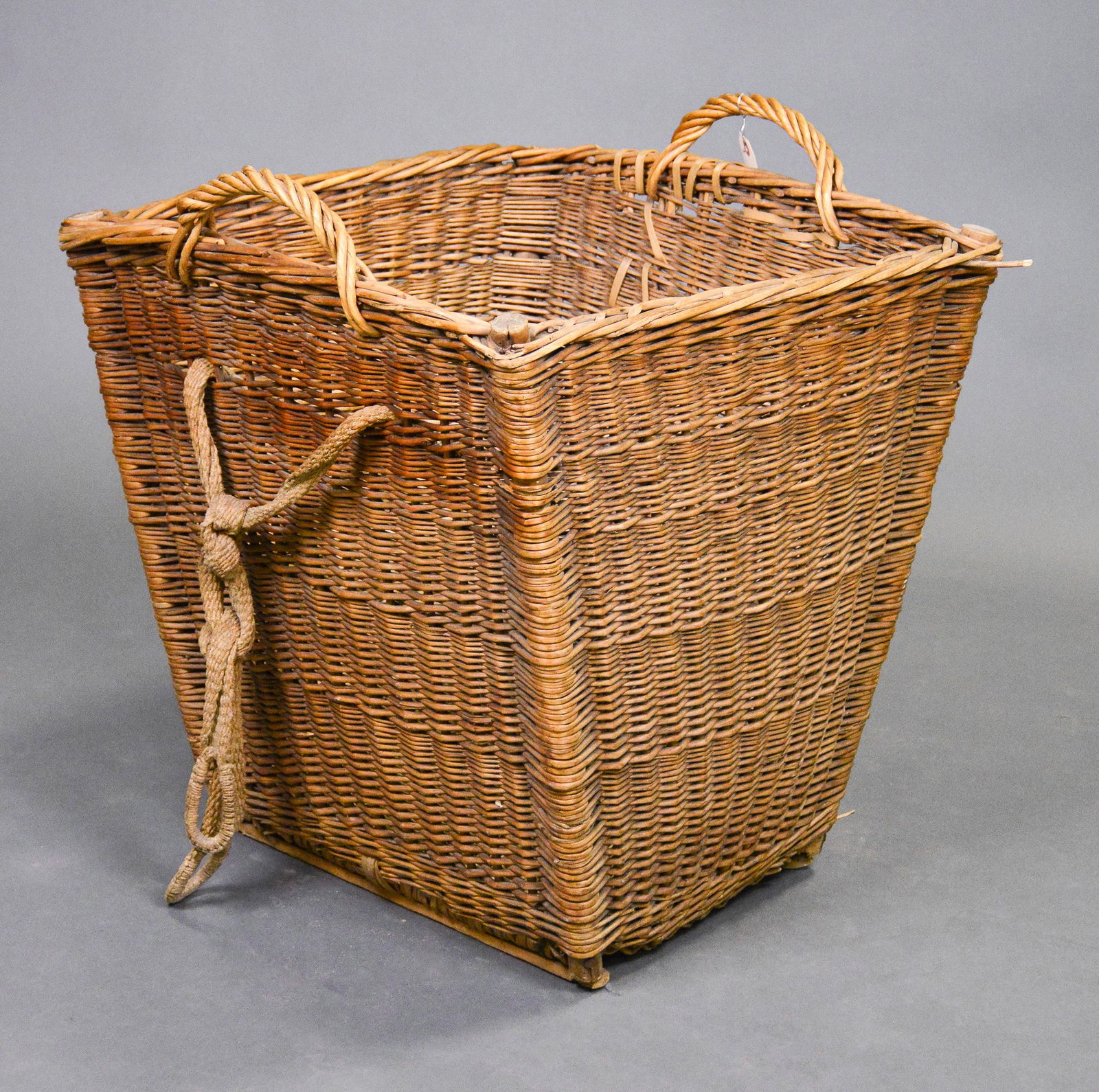 Square European Market Basket #1 (1 of 3)