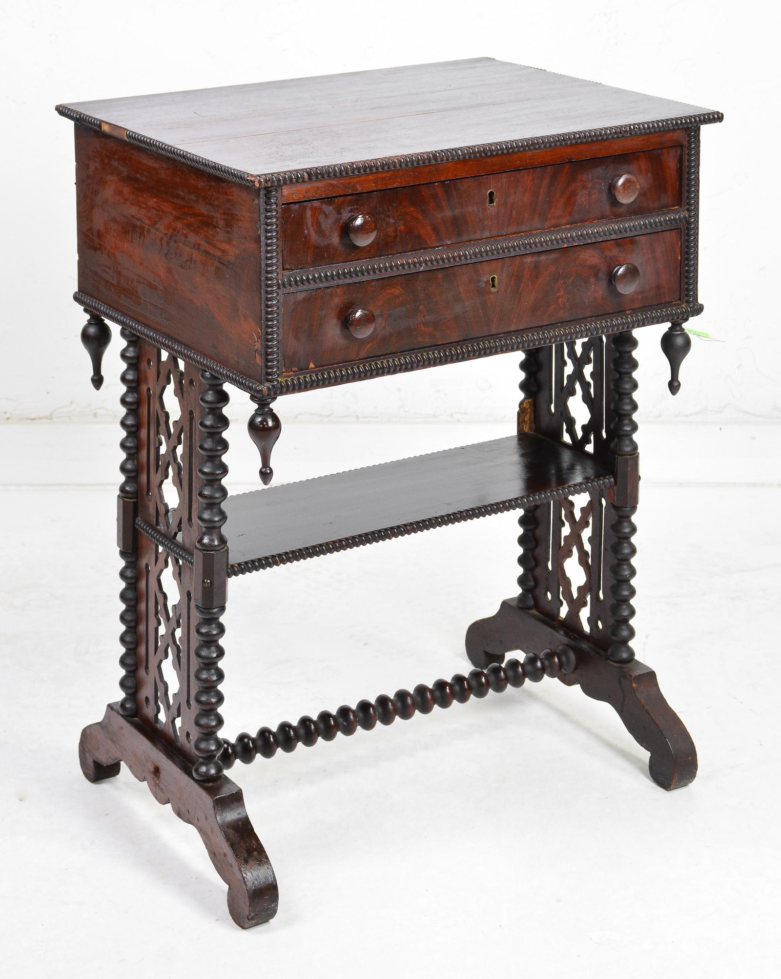 Antique American Spool Carved Side Table c.1840s: Antique American Mahogany Spool Carved Side Table with Trestle base c.1840s - 29 in tall x 22 x 17