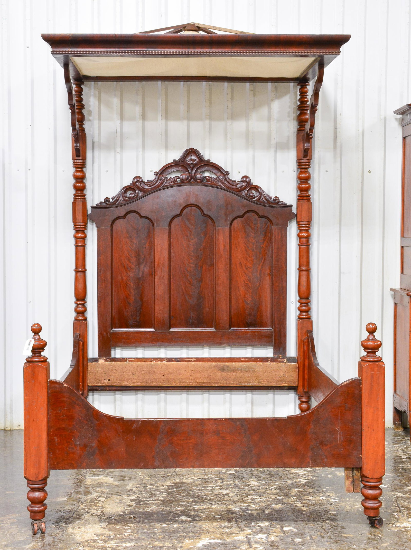 Antique Victorian Half Tester Bed c.1870: Antique Victorian mahogany half tester bed, Renaissance style with pierced / scrolled cresting - Full Size - c.1870 - Head board is 105 in tall x 67 x 44, Foot board is 38 in tall x 67 x 6, Rails are 