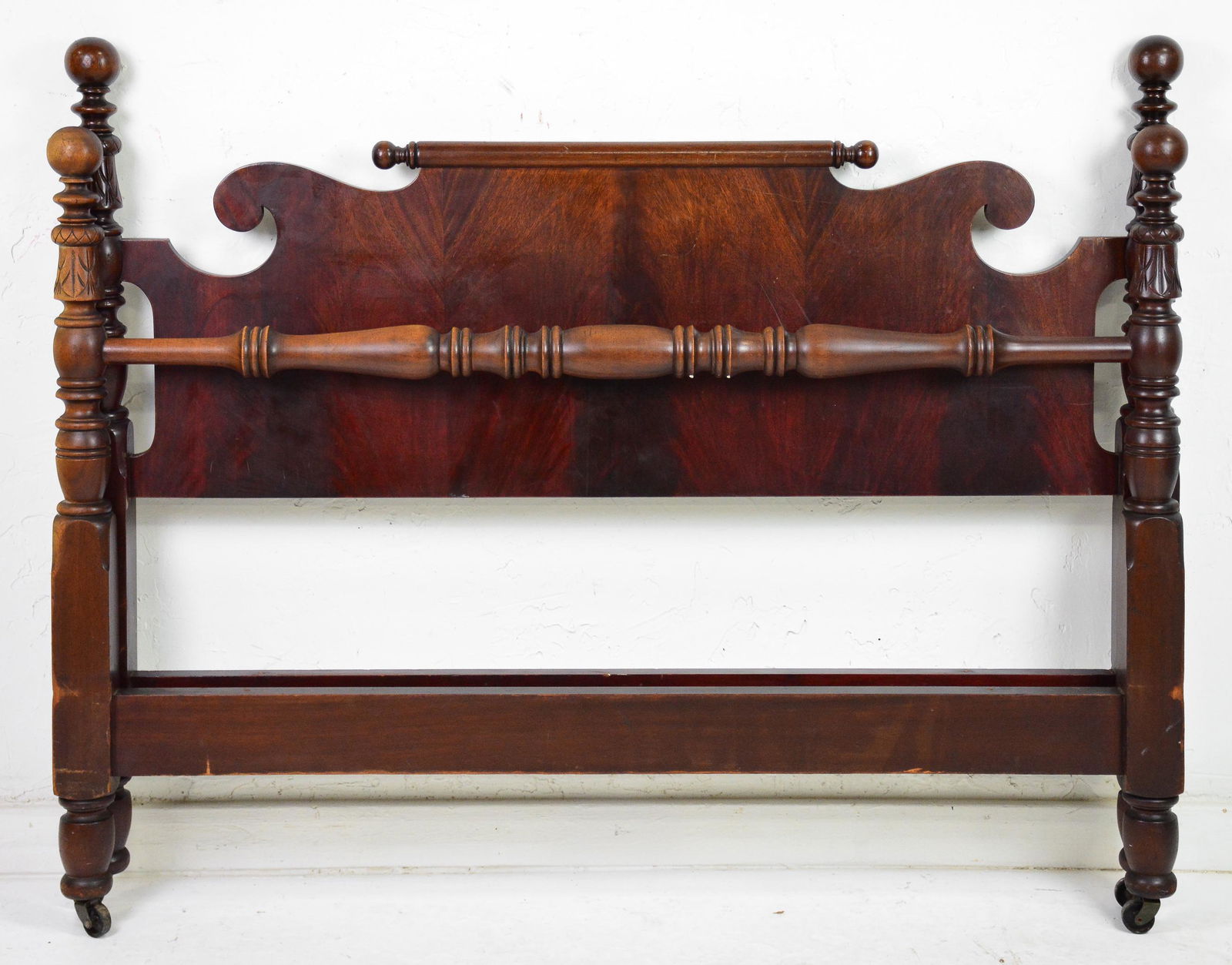 American Mahogany Bed - Flint & Horner: American Mahogany Bed - Flint & Horner - No Rails - headboard is 45 in tall x 55 x 3 - Likely an American Full Size.
