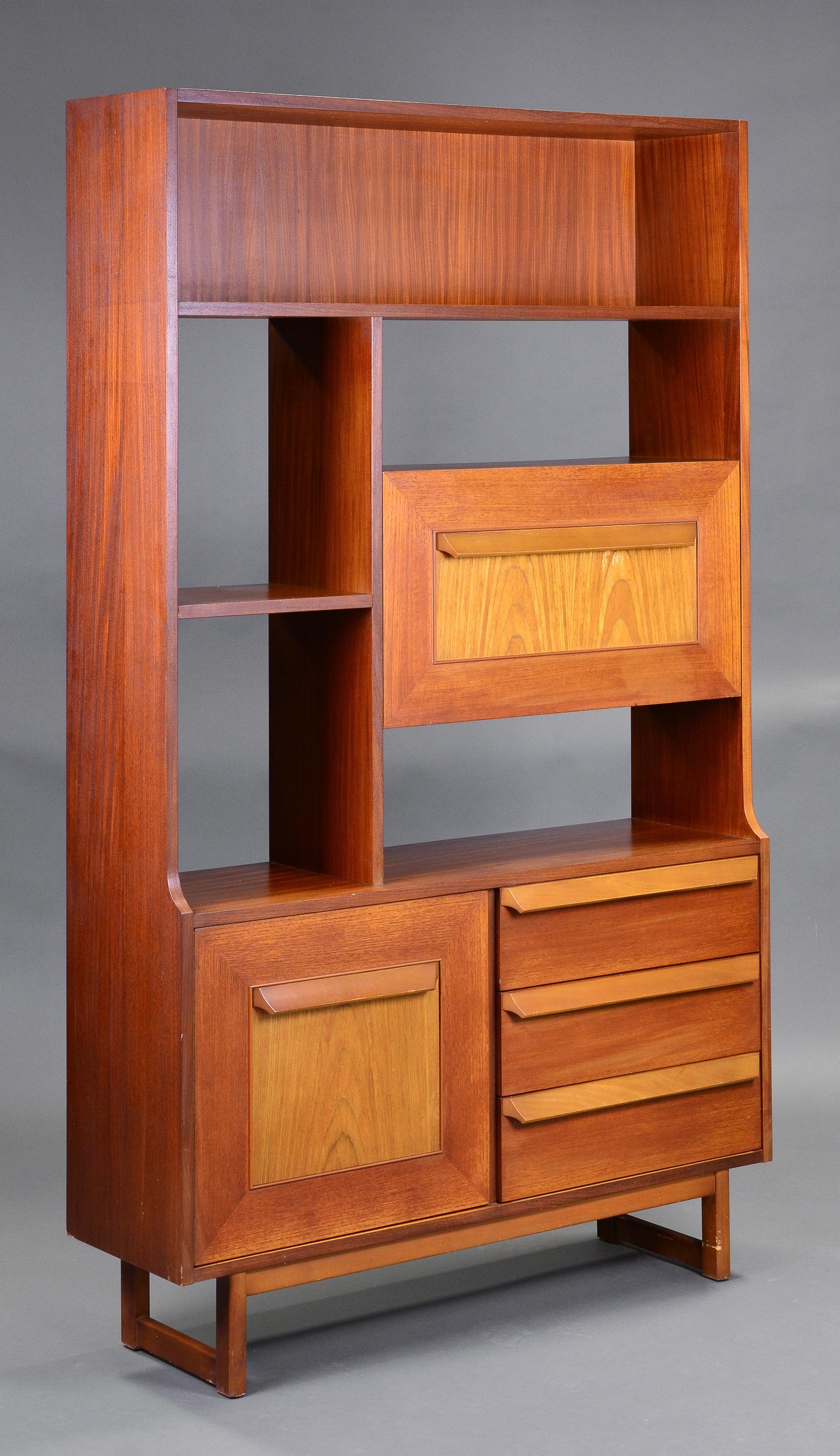 Mid Century Modern  Room Divider / Cocktail Cabinet (1 of 11)