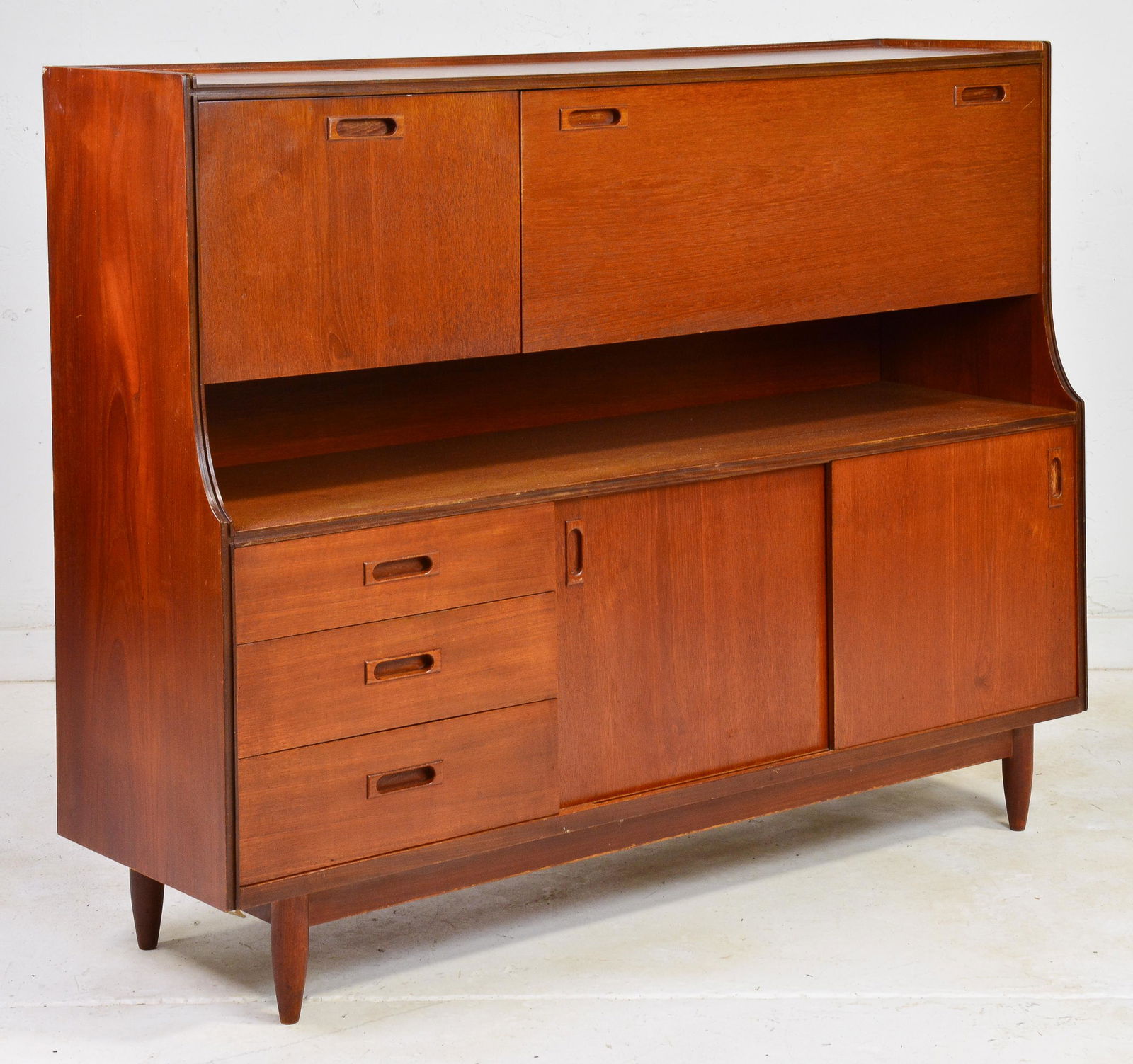 Mid Century  Drop Front Desk / Cocktail Cabinet (1 of 10)