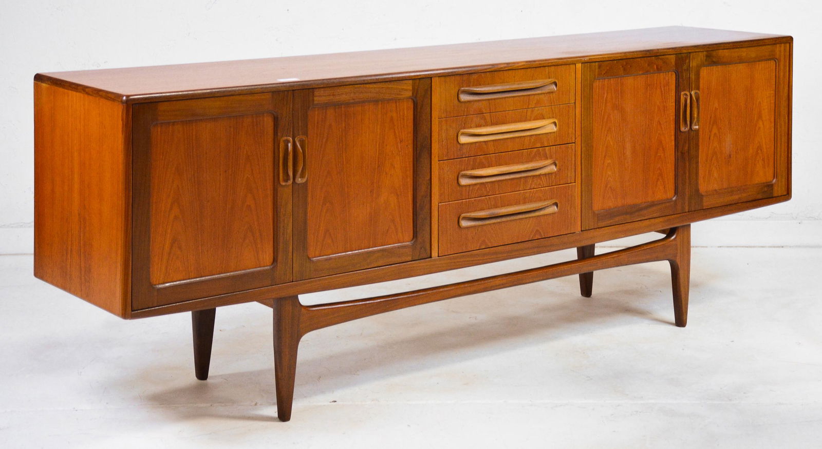 Mid Century Modern Large Fresco Sideboard - G-Plan #1 (1 of 6)