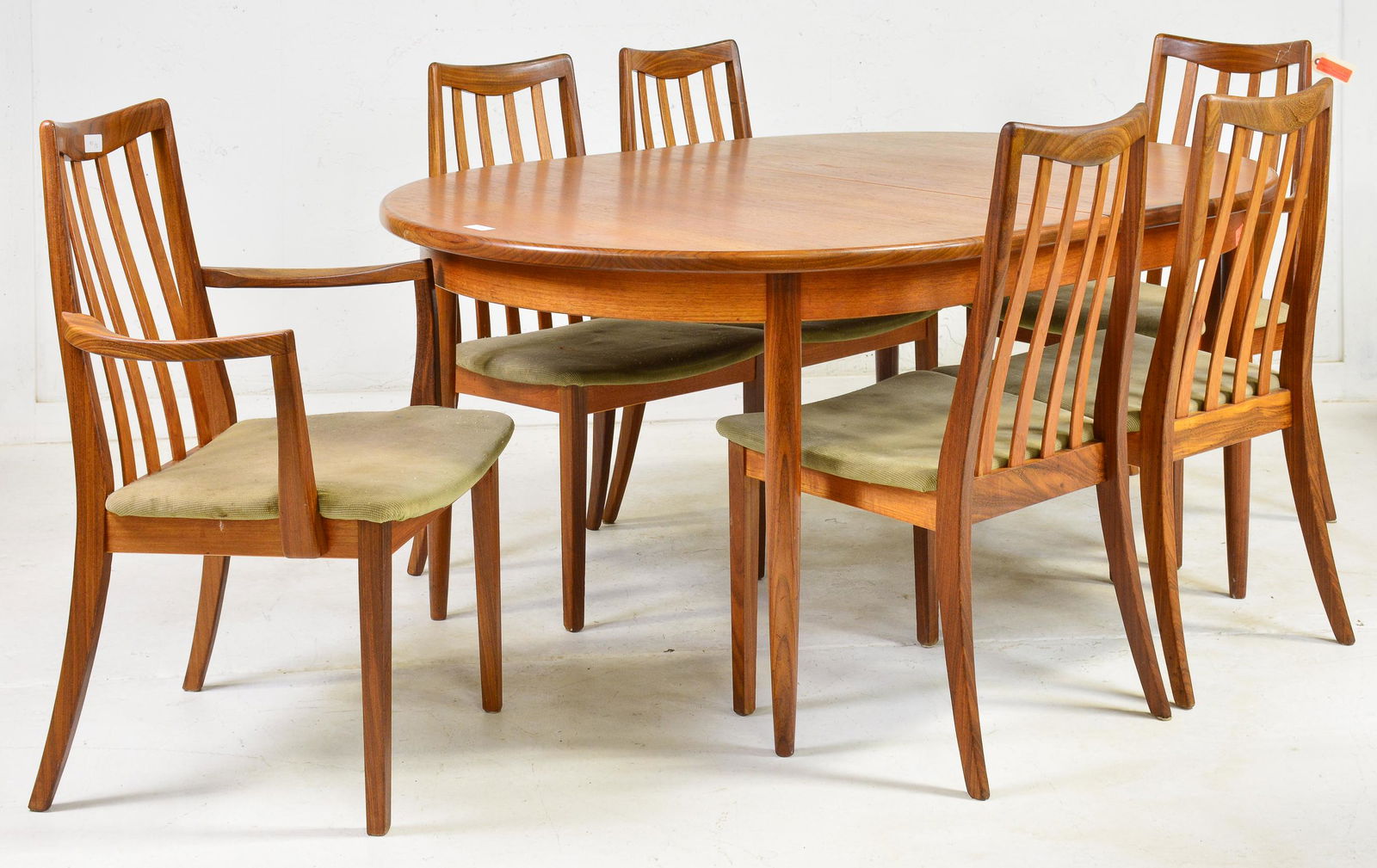 Mid Century Oval Table & 6 Chairs by G-Plan (1 of 4)
