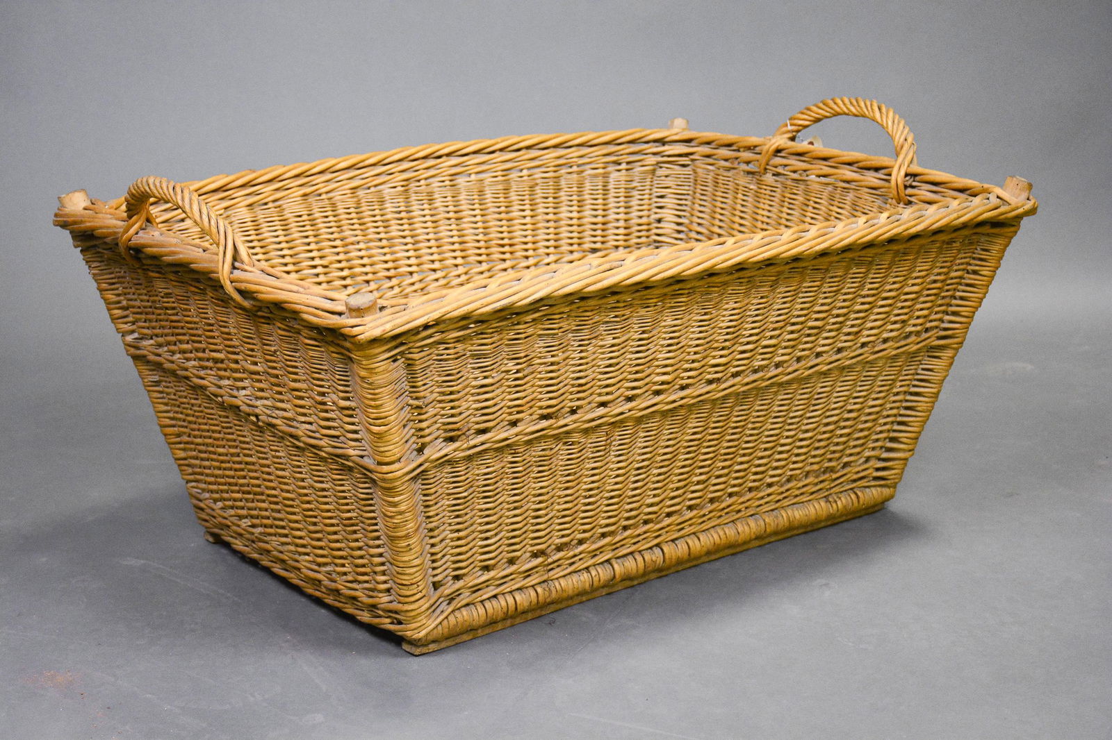 Rectangular European Market Basket (1 of 3)